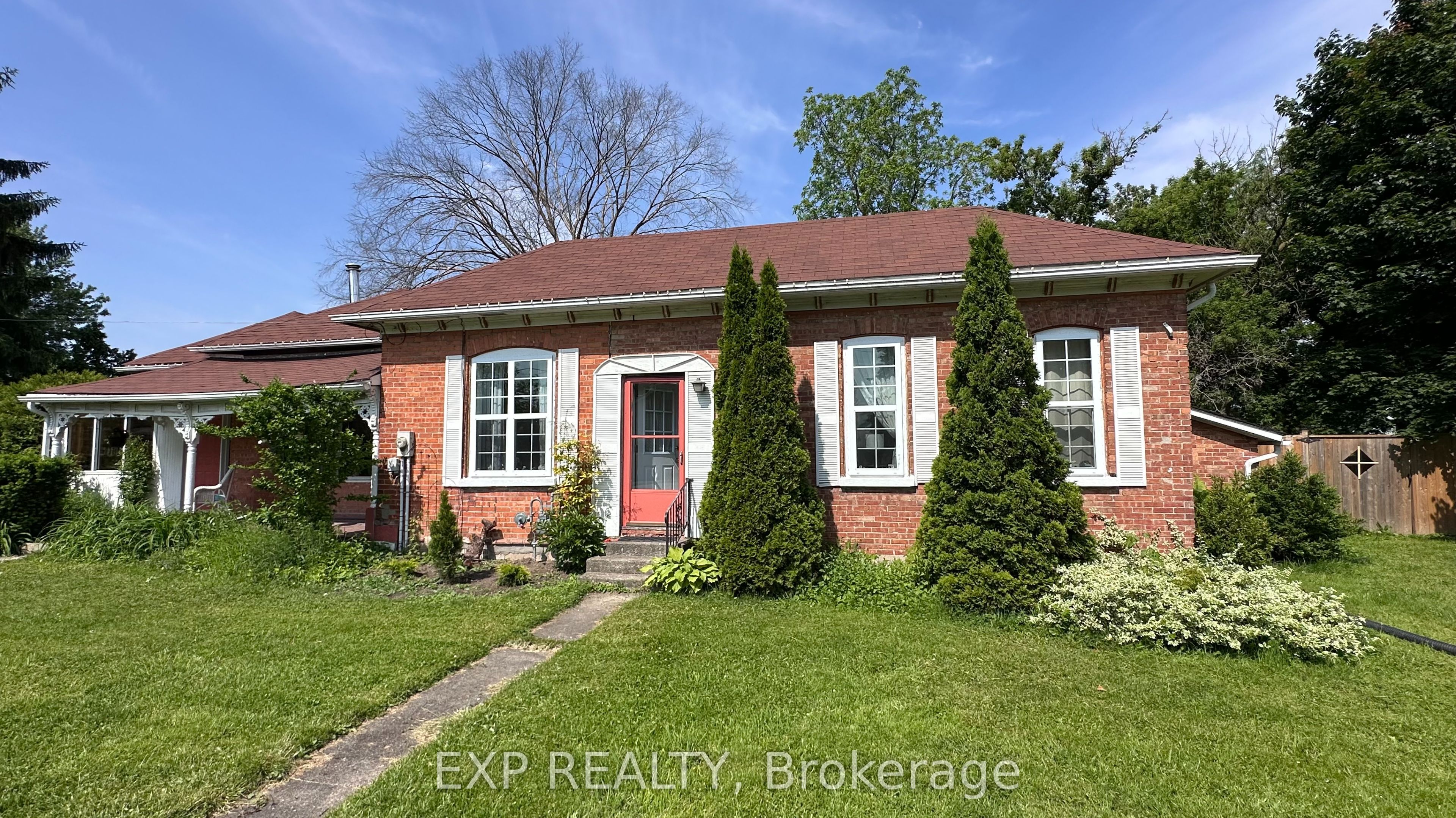 76 Sarah Street Property Photo 1