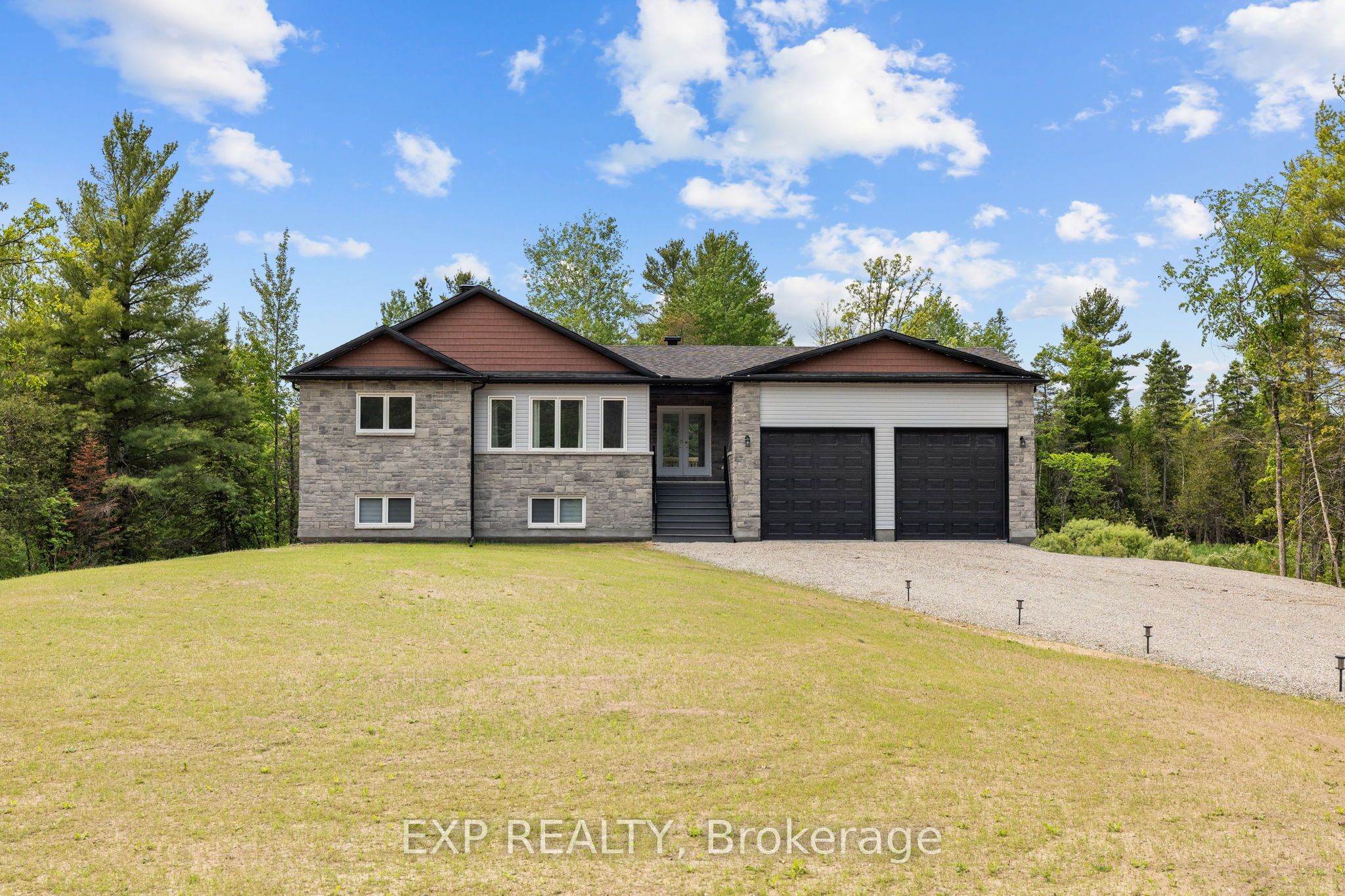 292 James Andrew Way Property Photo 1