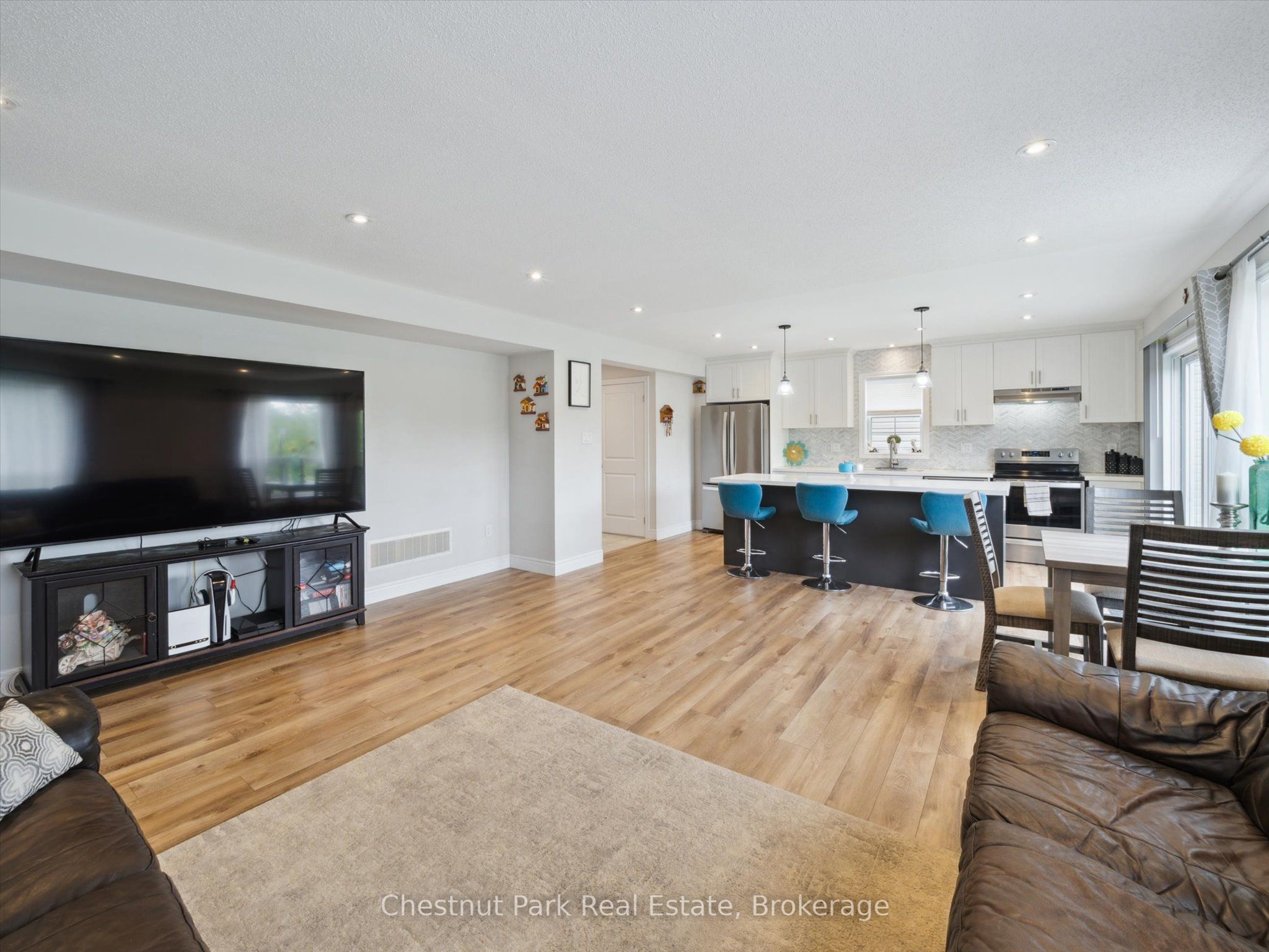 245 Wild Rose Drive Property Photo 10