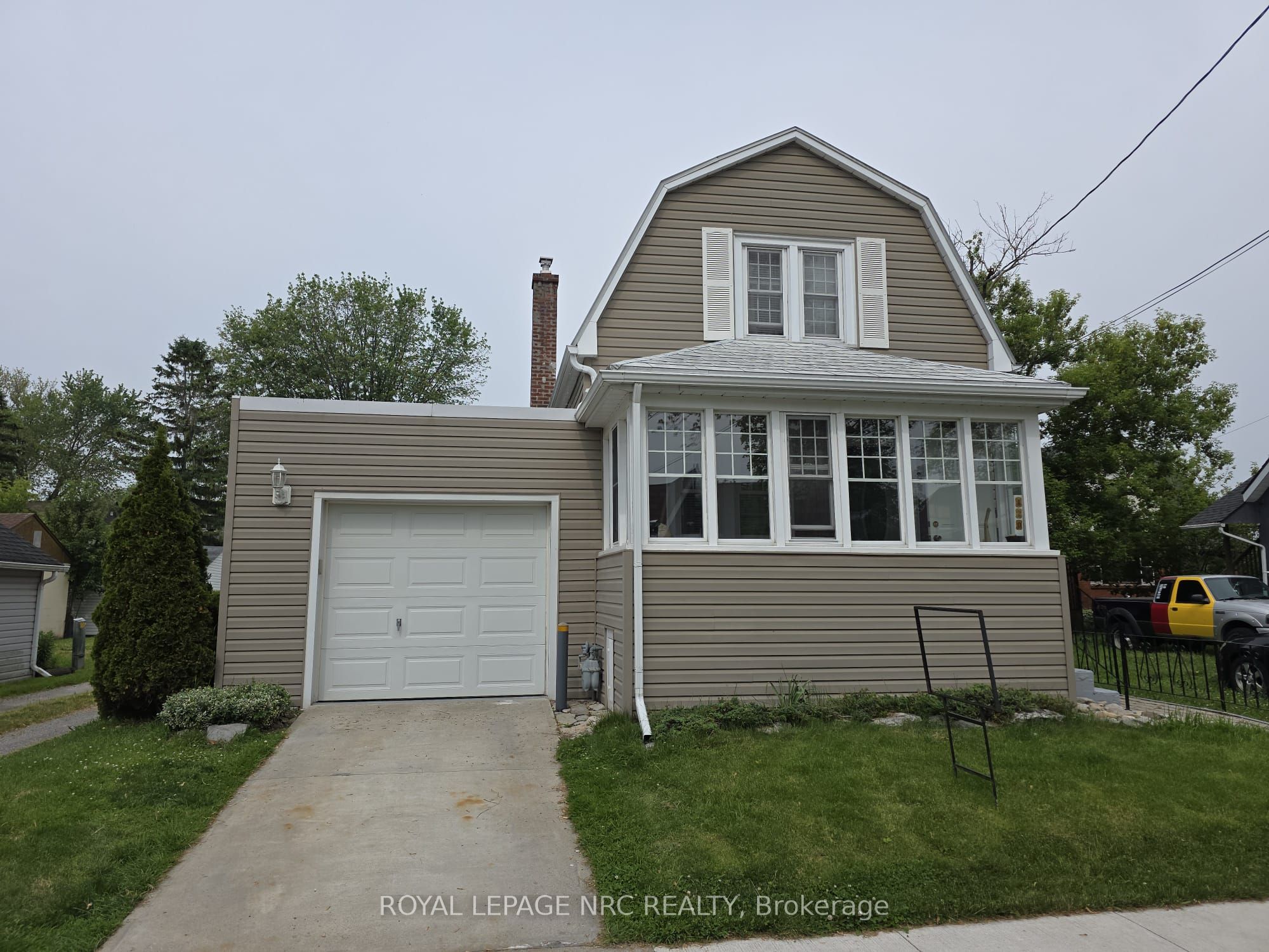 120 Erie Street Property Photo 1