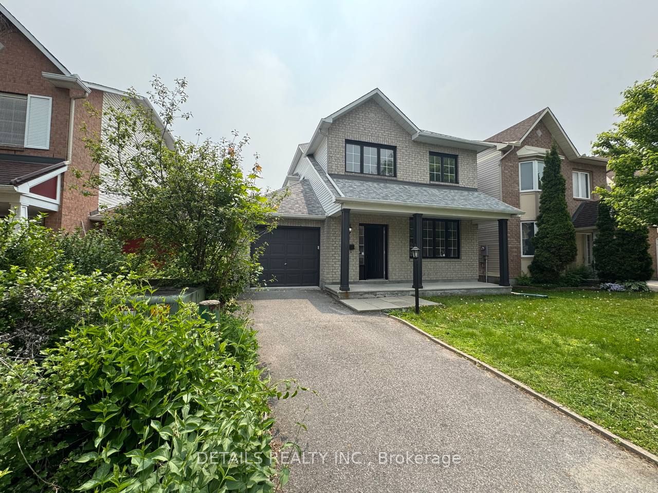 73 Stonepointe Avenue N Property Photo 1