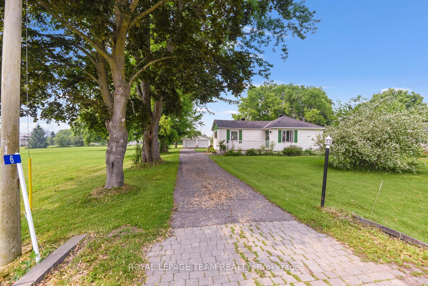 6 Burchell Street Property Photo 1