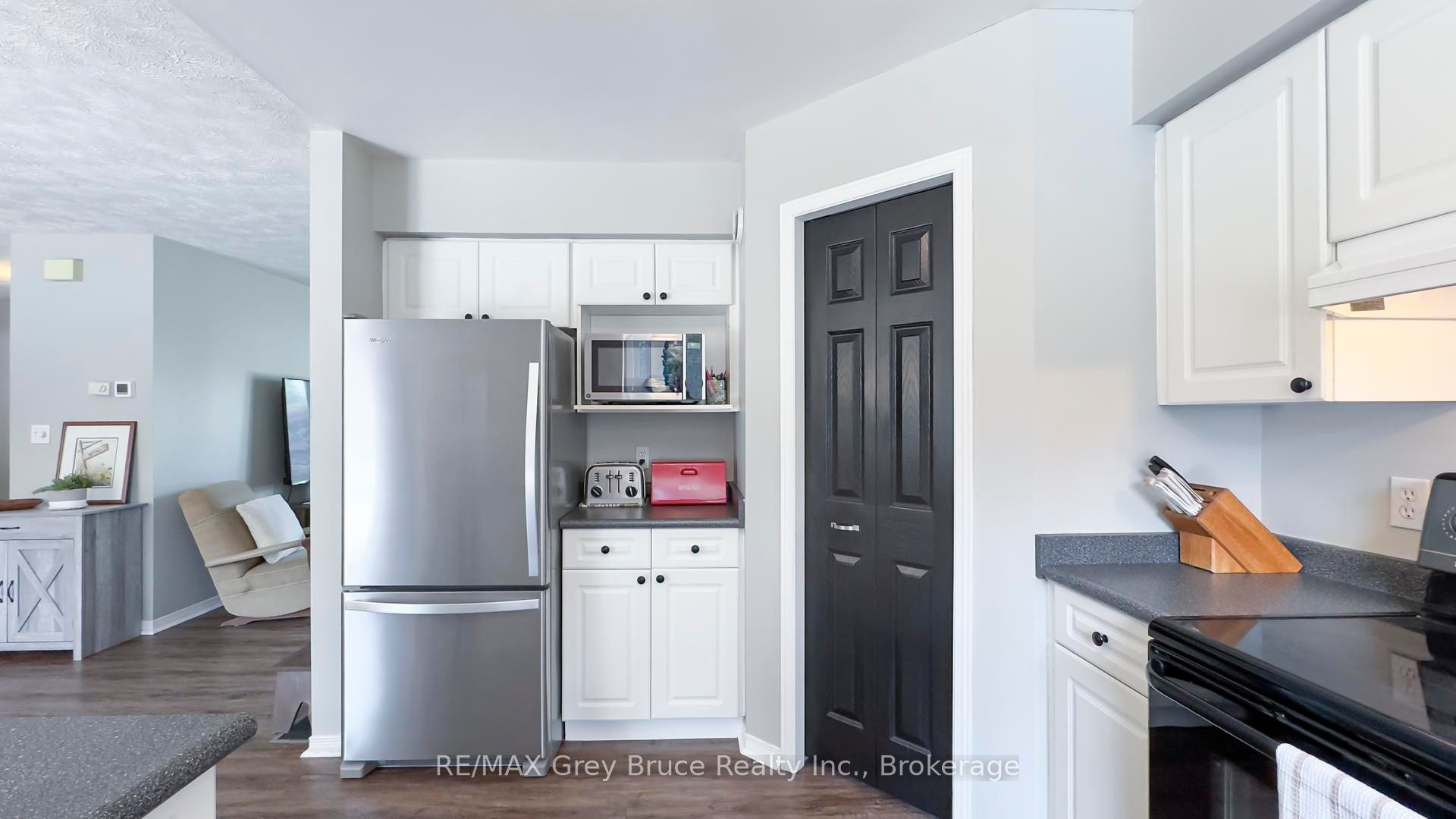 67 John Street Property Photo 16