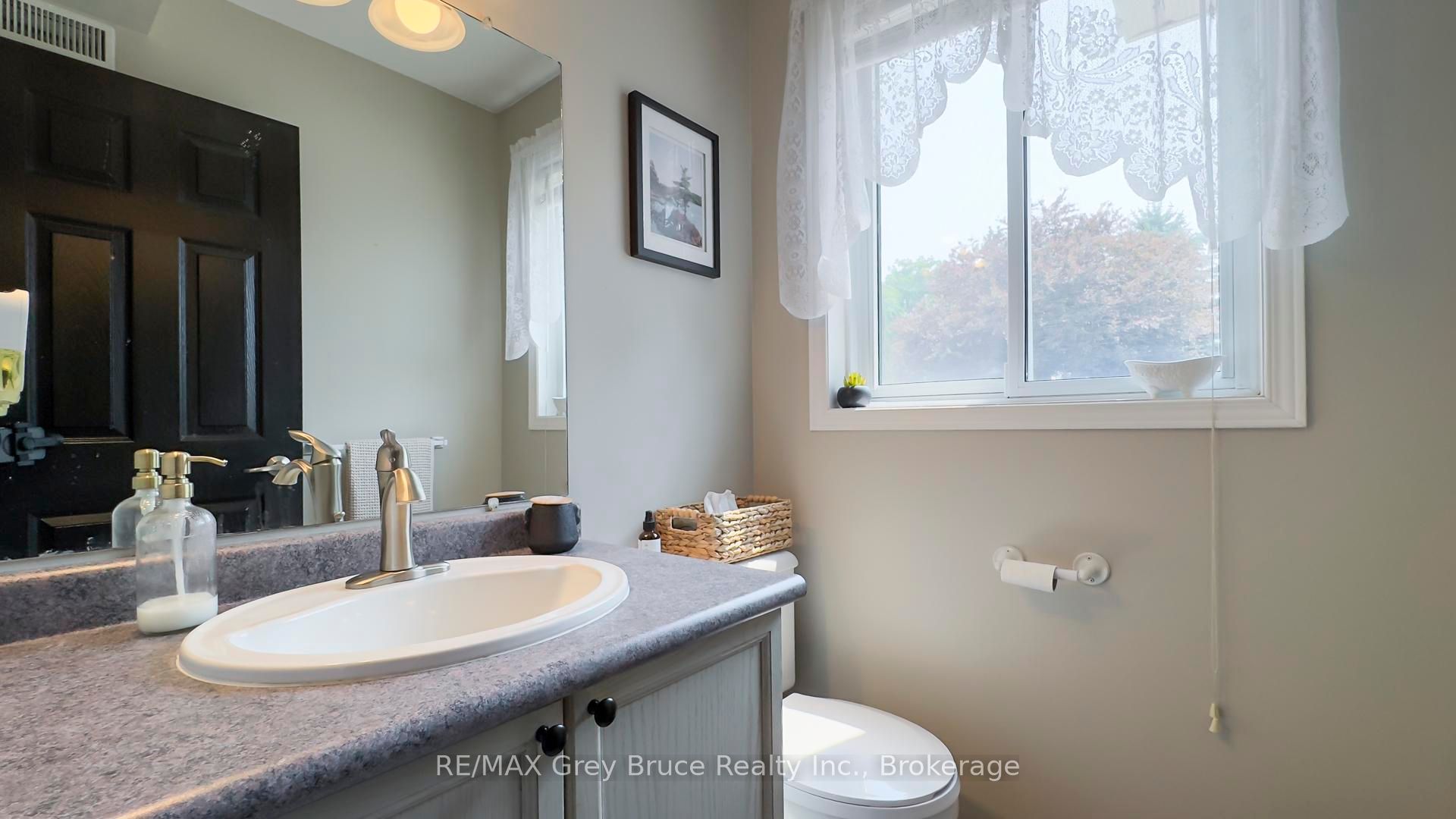 67 John Street Property Photo 20