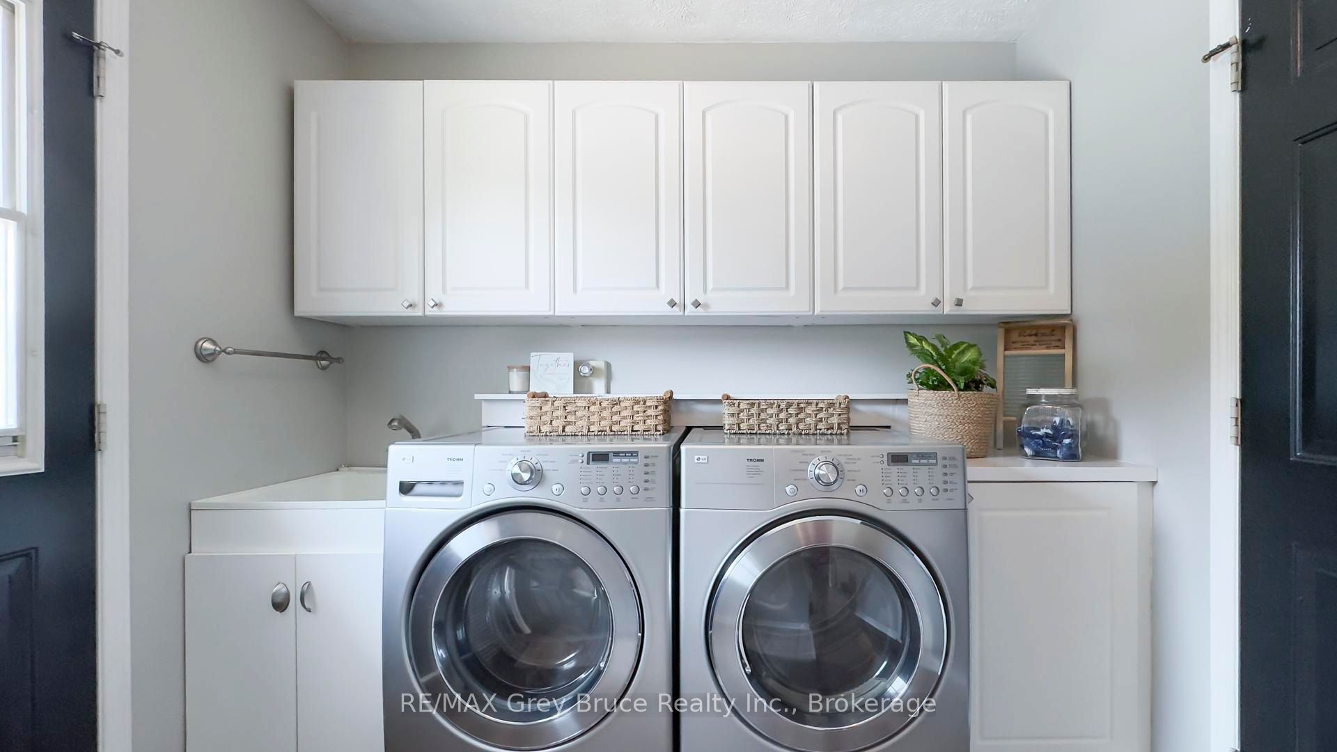 67 John Street Property Photo 21