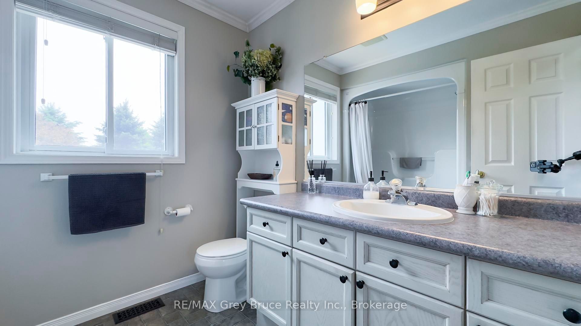 67 John Street Property Photo 23