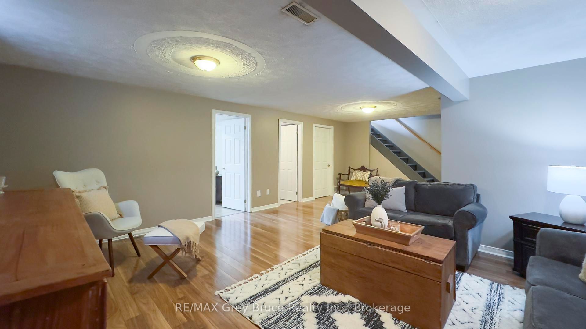 67 John Street Property Photo 35