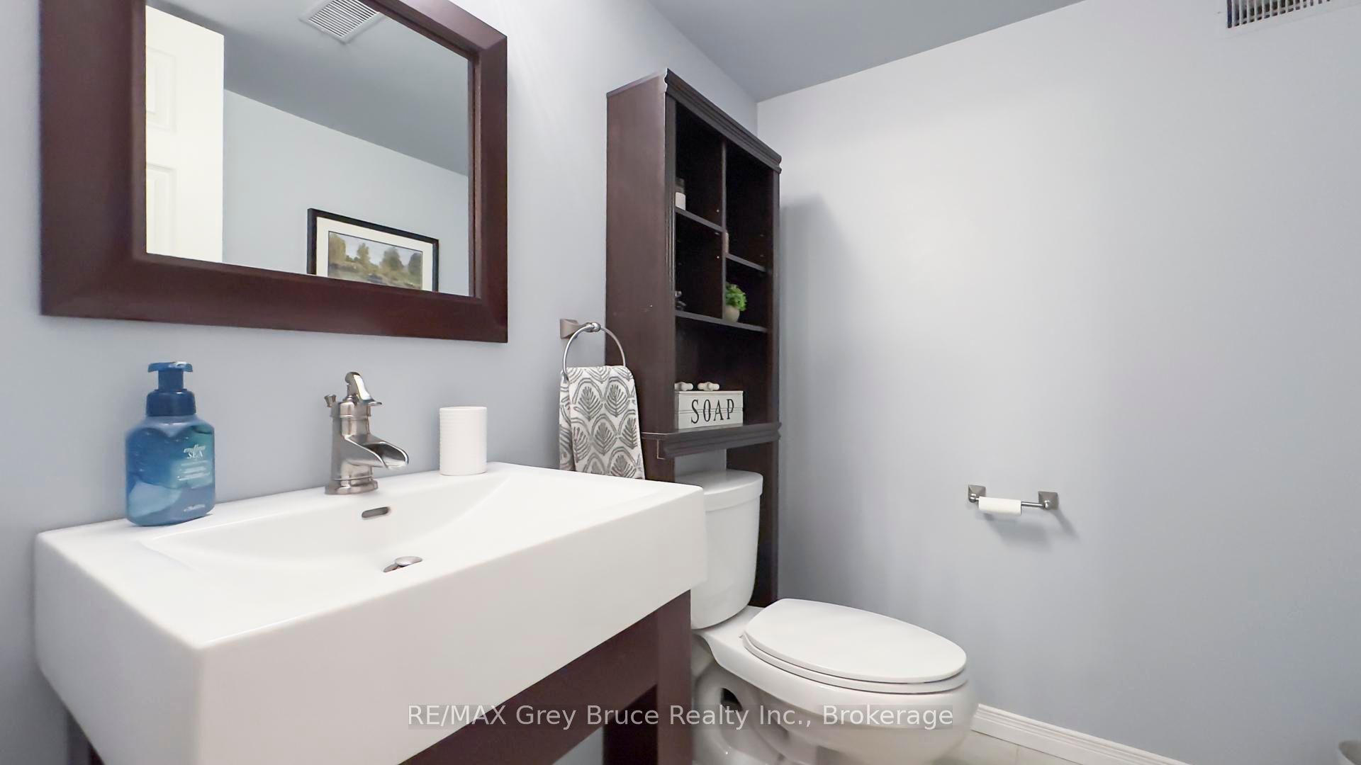 67 John Street Property Photo 36