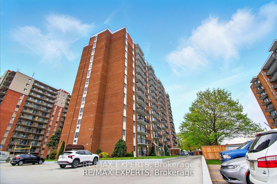 #410 - 8591 Riverside Drive Property Photo 1