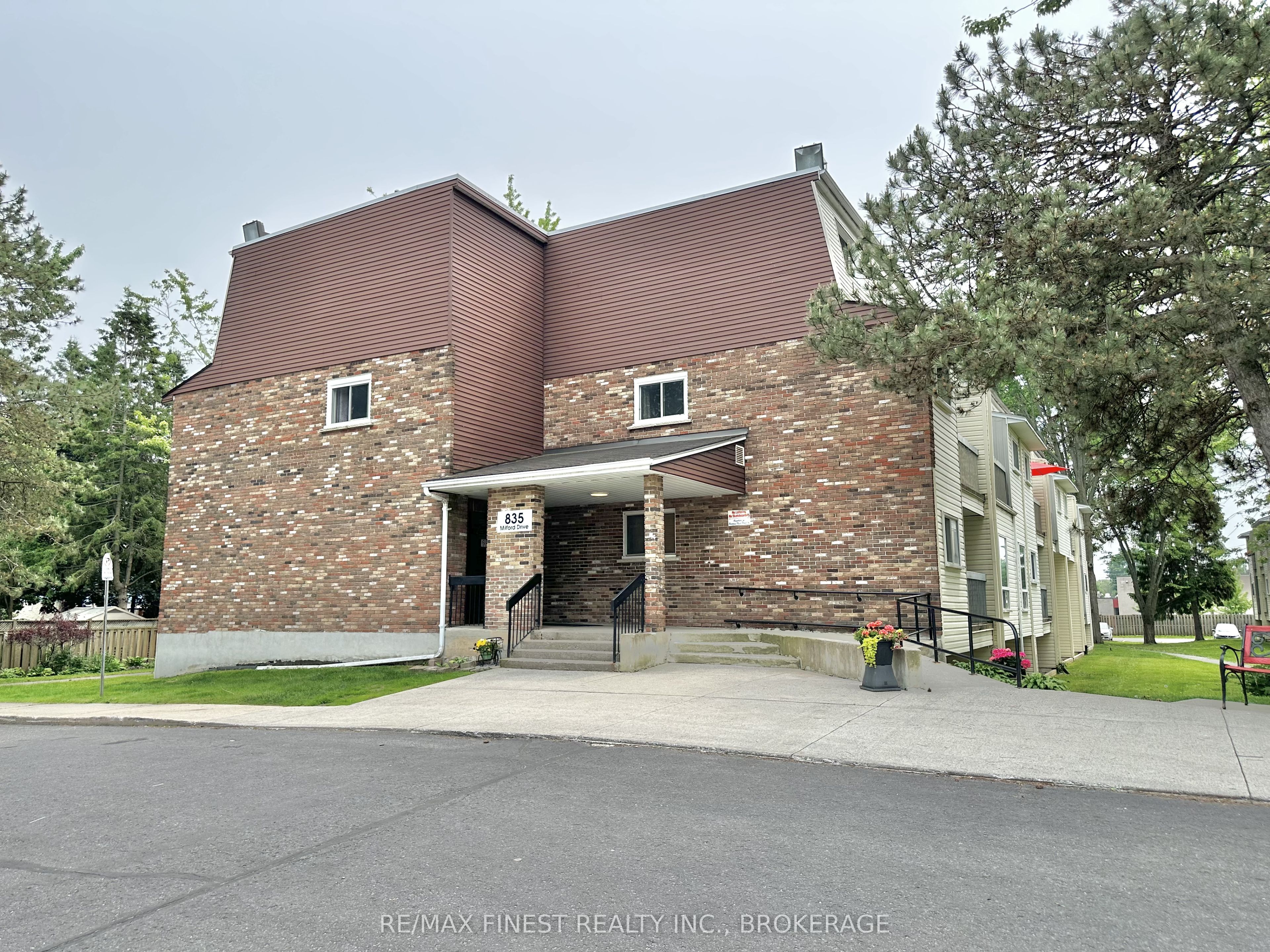 835 Milford Drive 109 Property Photo 1