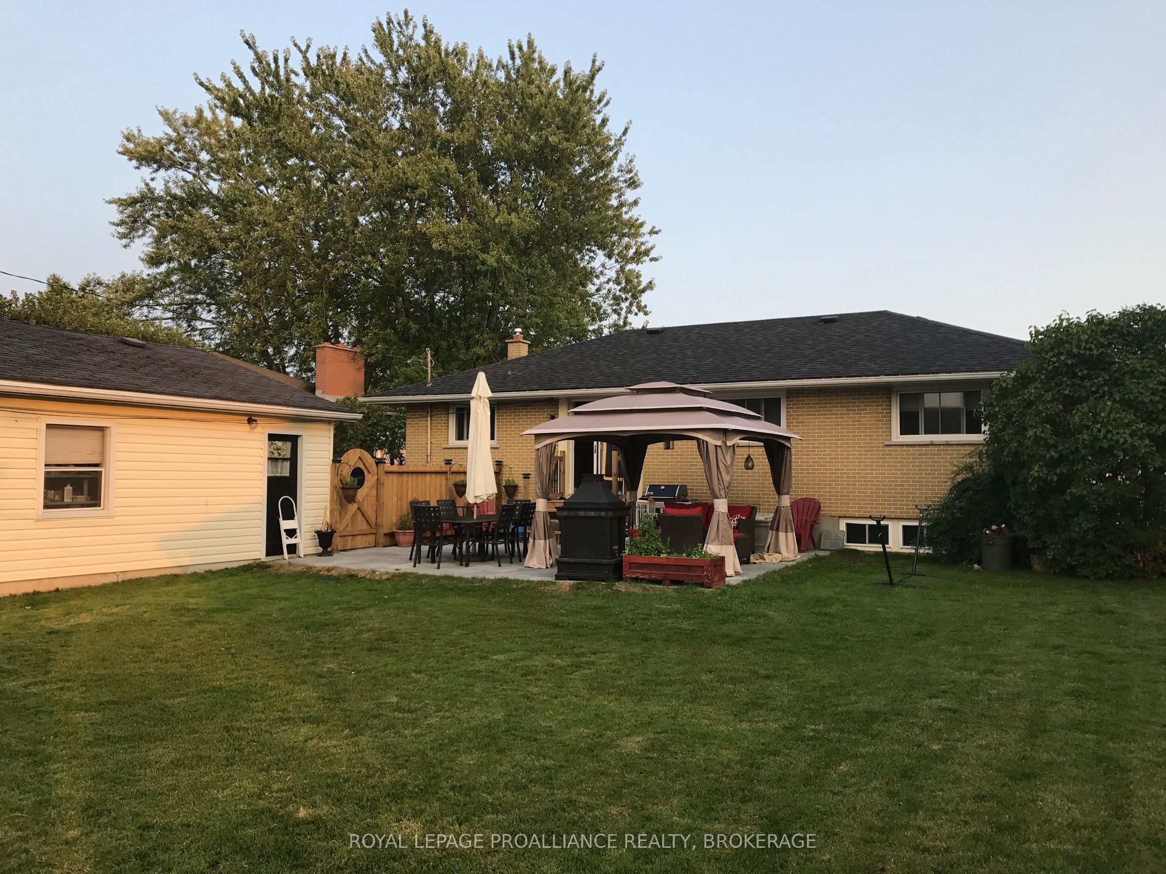 70 Briscoe St Property Photo 1