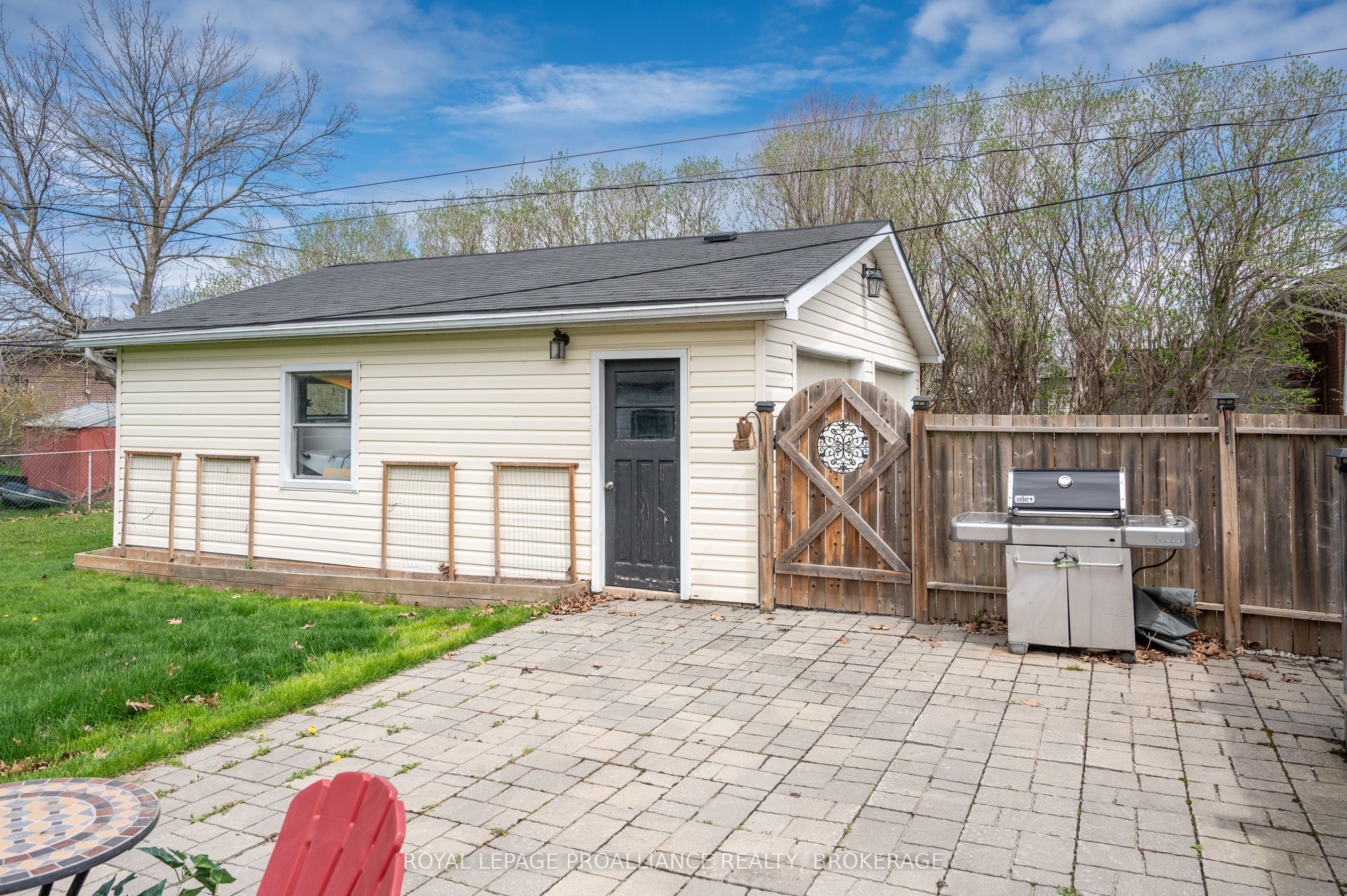 70 Briscoe Street Property Photo 32