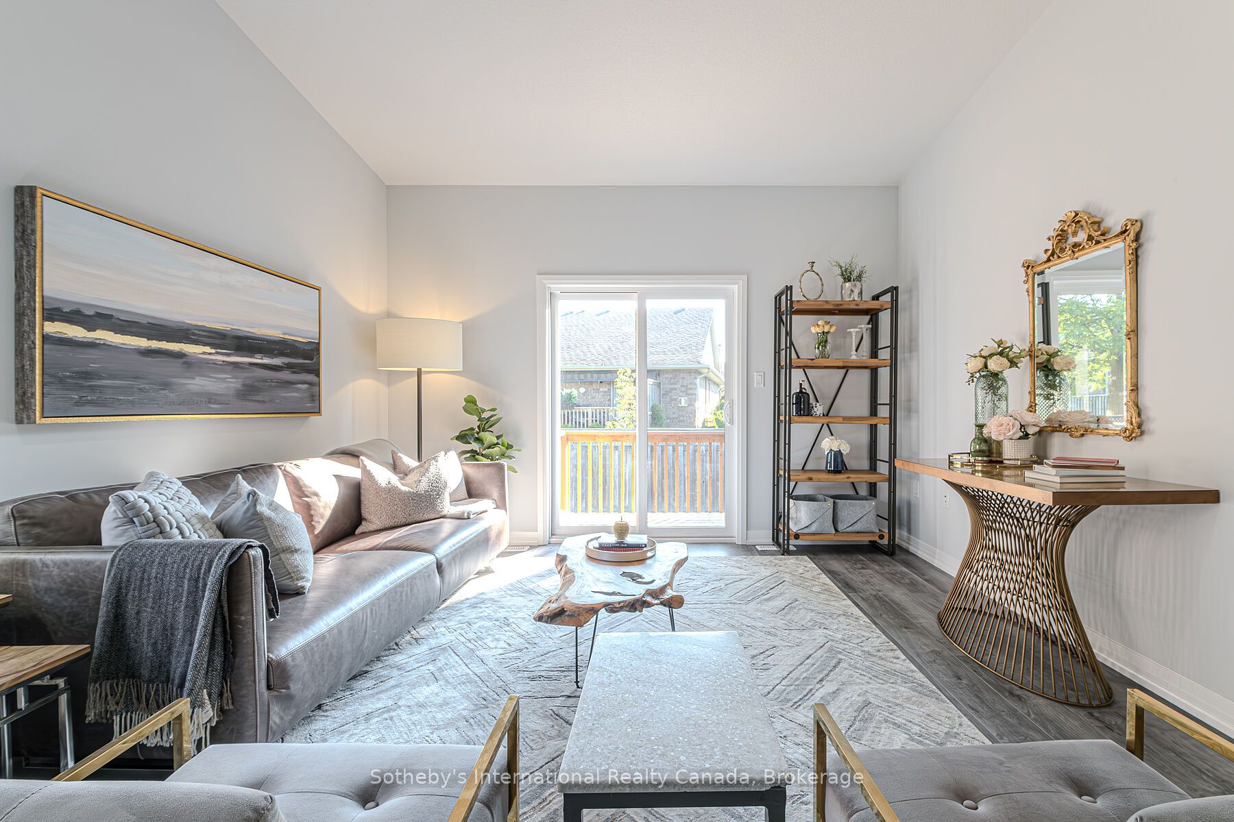 550 Grey Street 6 Property Photo 18