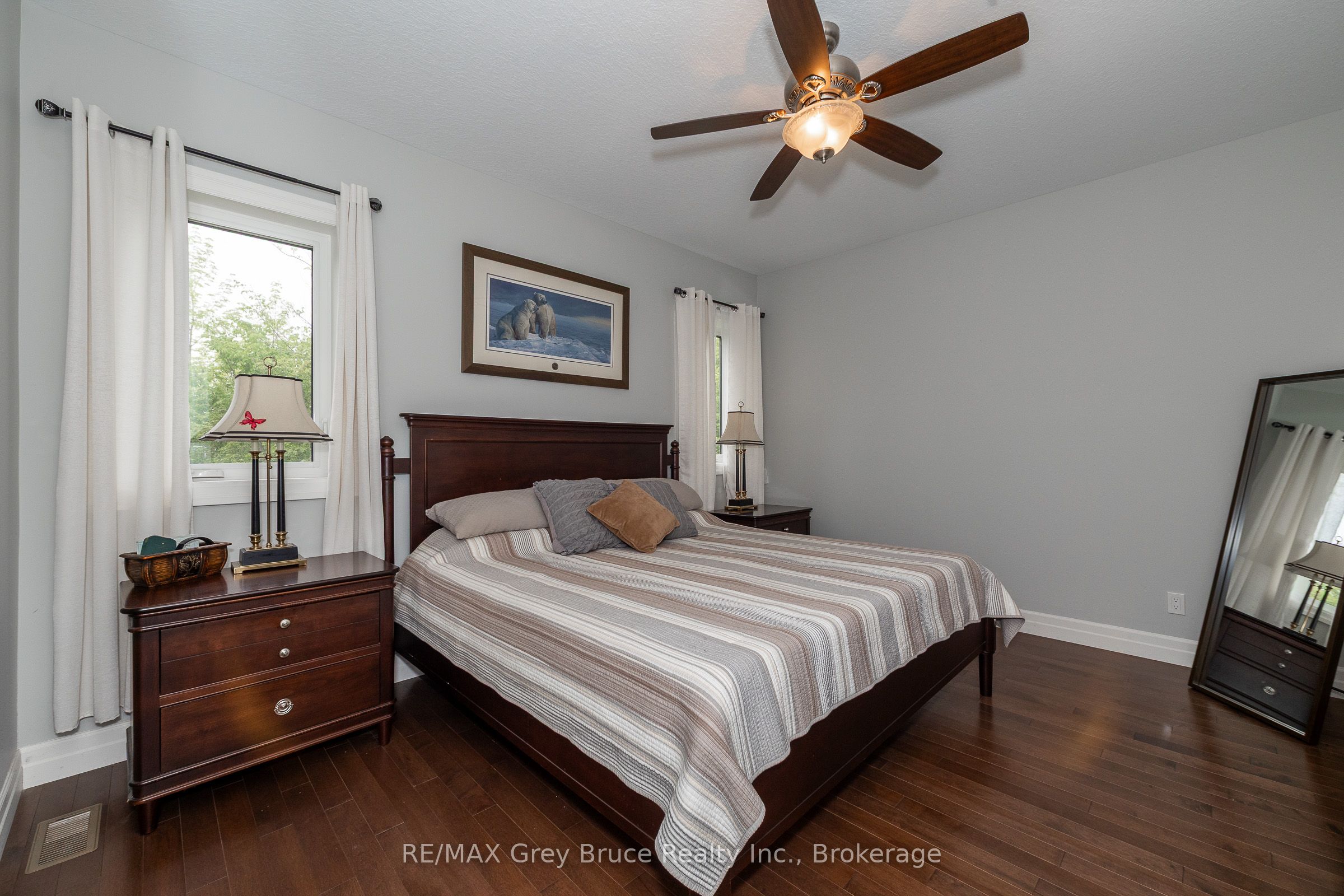 350293 A Concession Property Photo 20