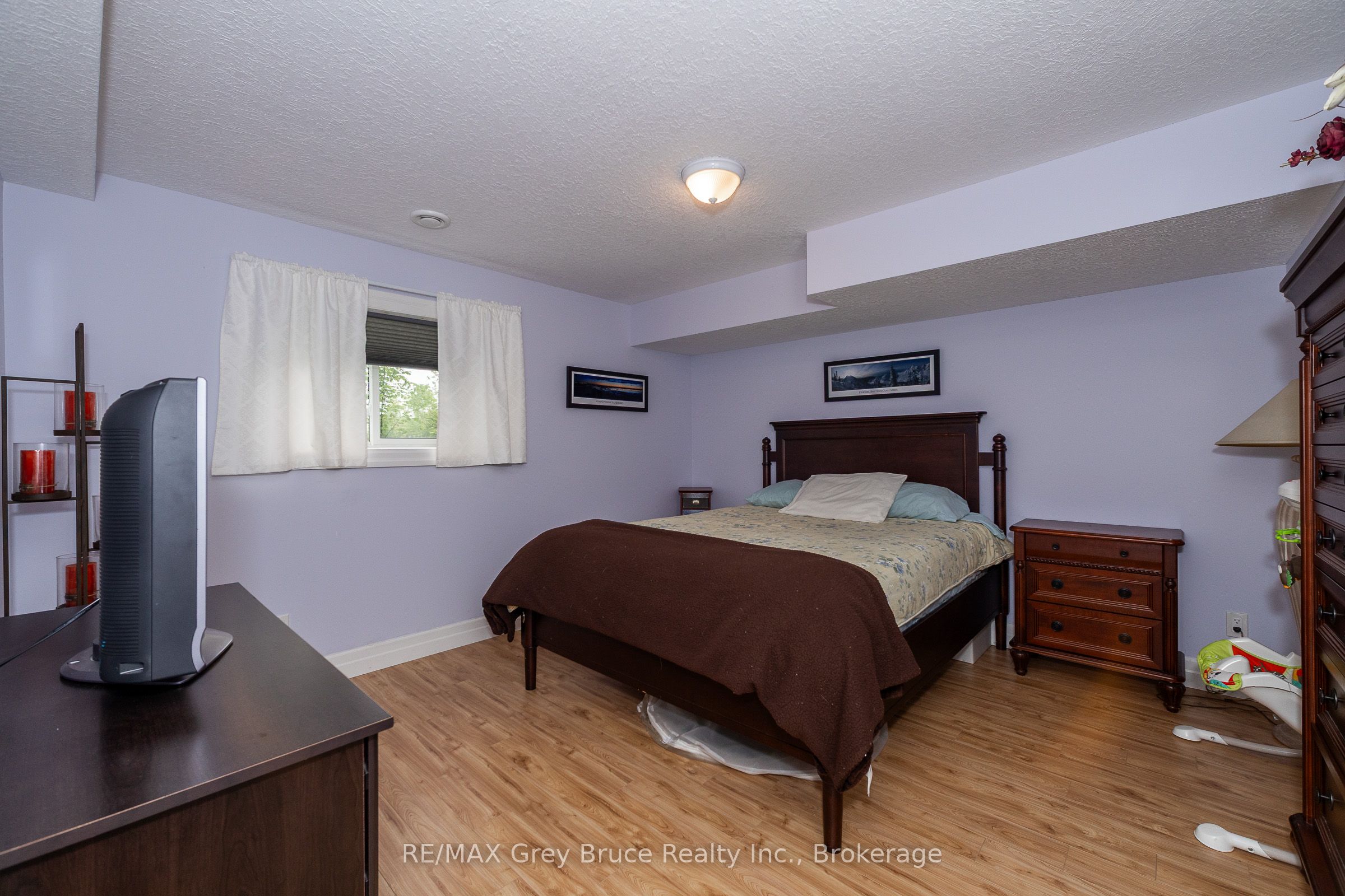 350293 A Concession Property Photo 30