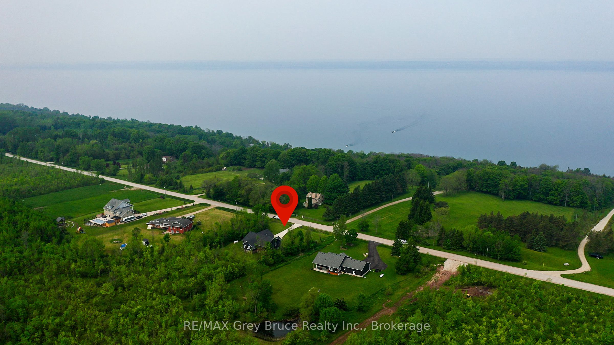 350293 A Concession Property Photo 35