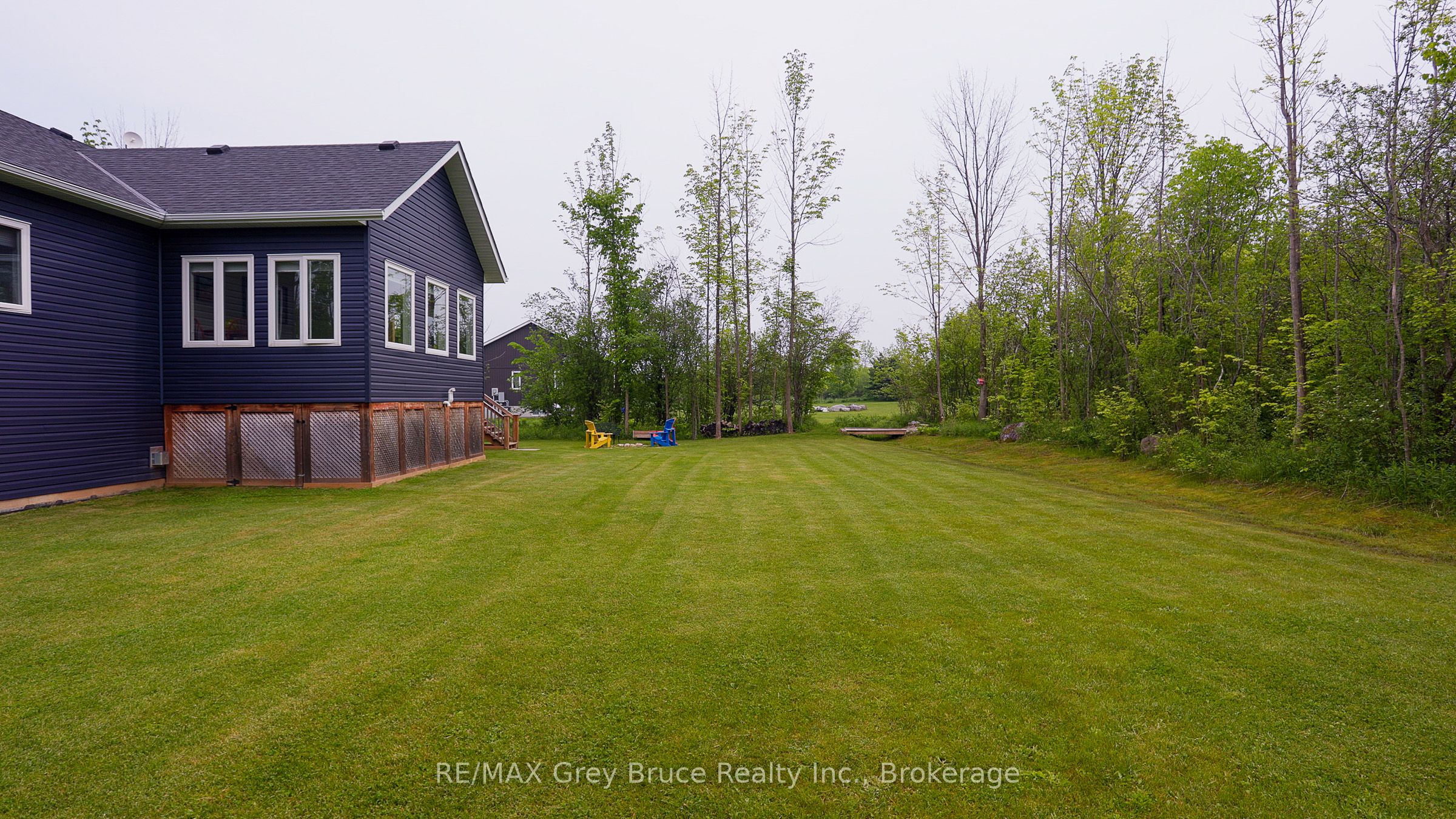 350293 A Concession Property Photo 45