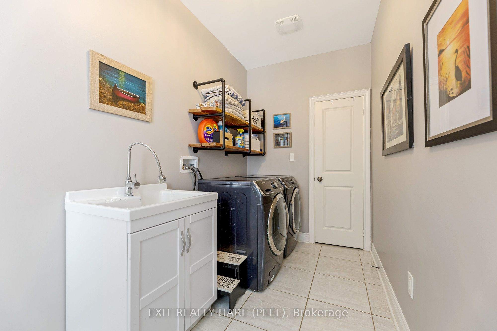 17 Anderson Avenue Property Photo 32