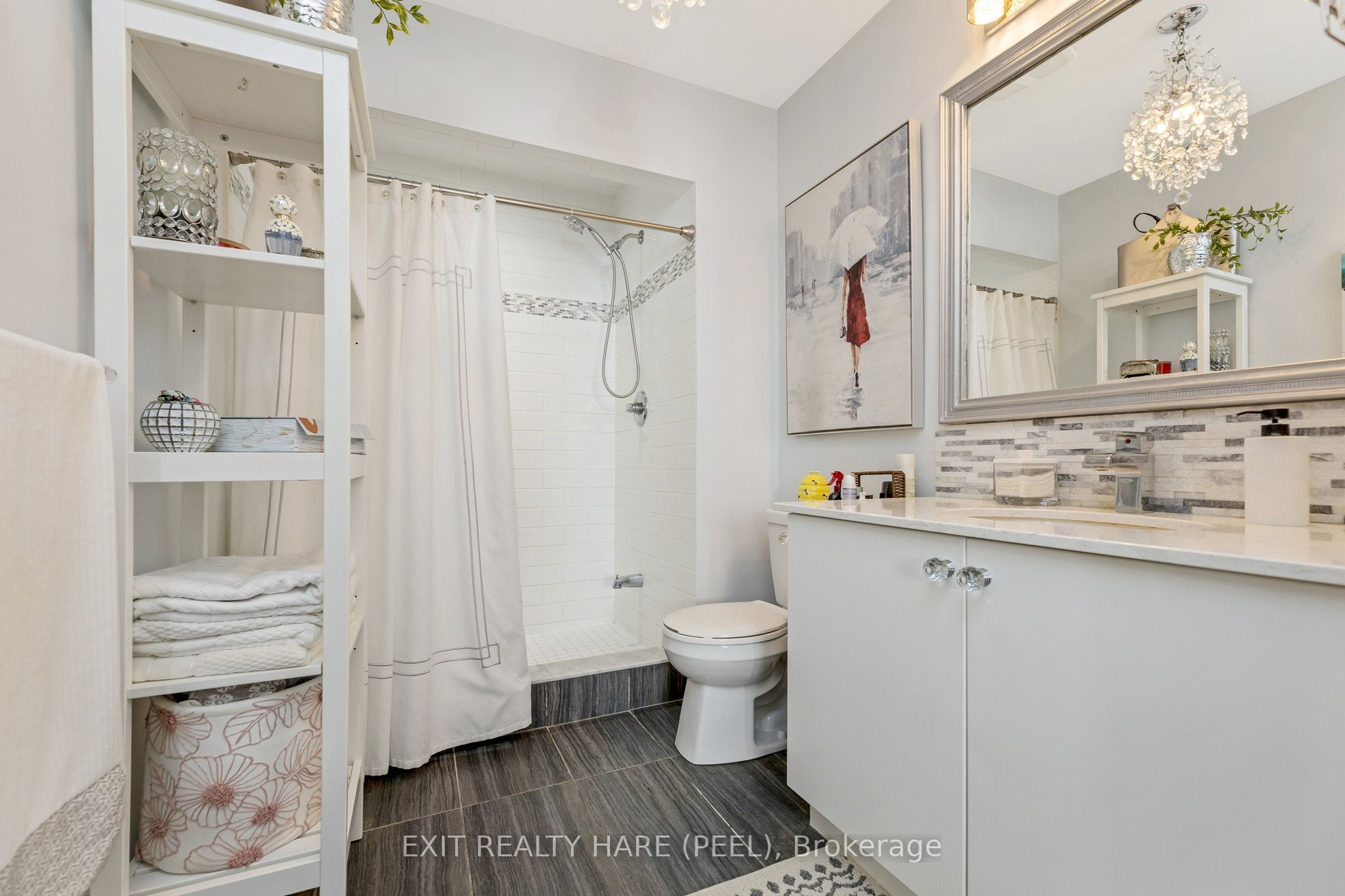 17 Anderson Avenue Property Photo 36