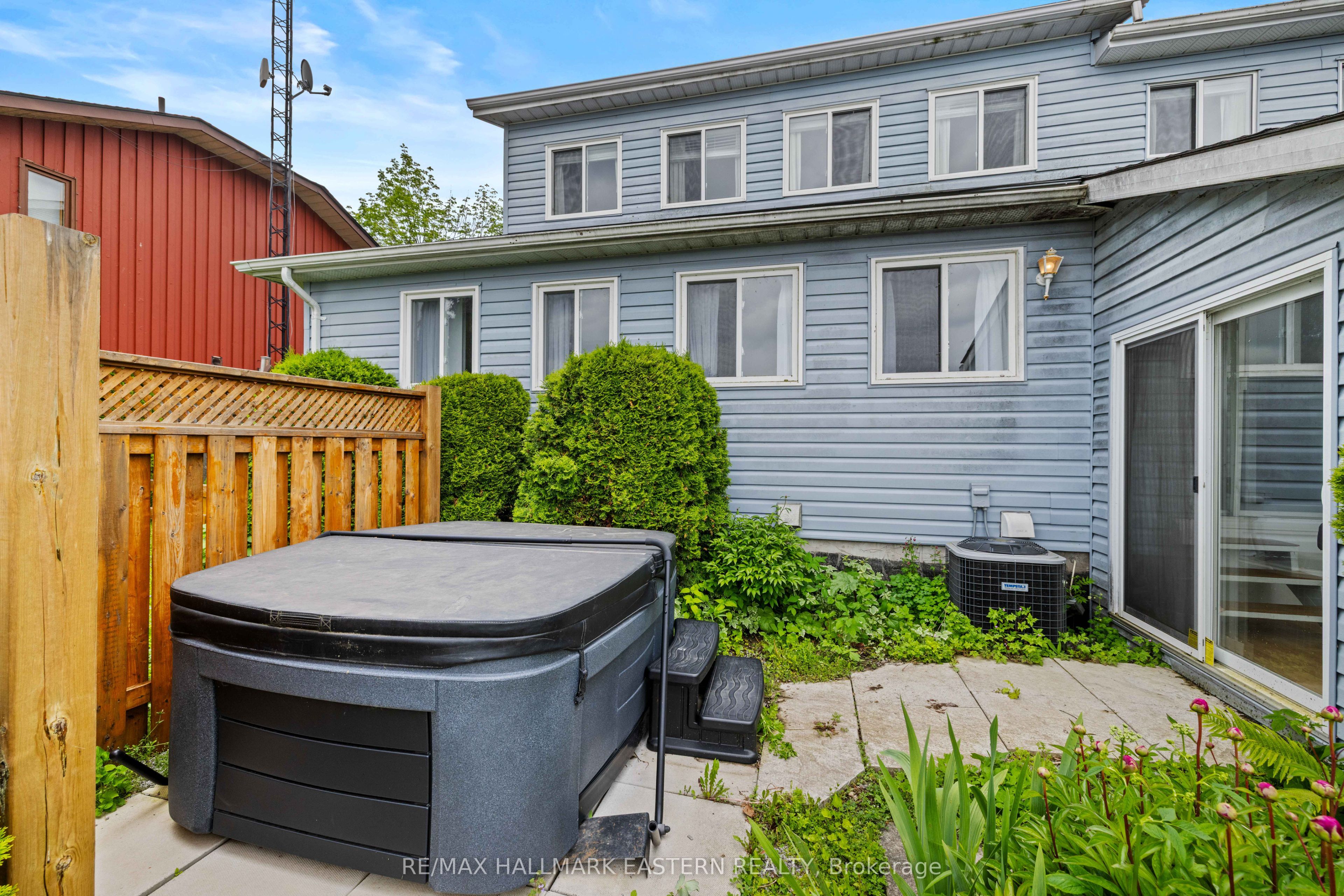 2452 Upper Chemung Drive Property Photo 5