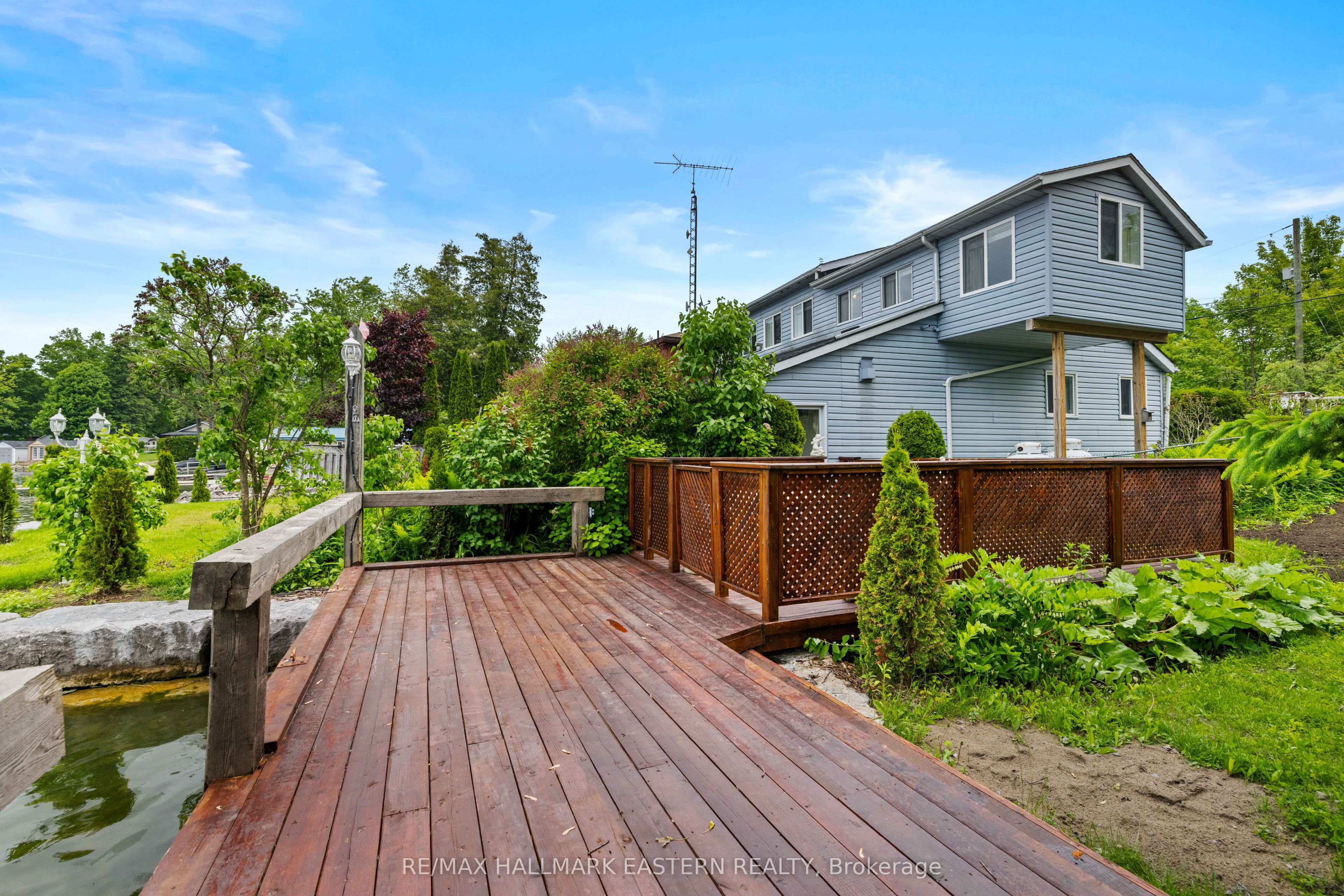 2452 Upper Chemung Drive Property Photo 6