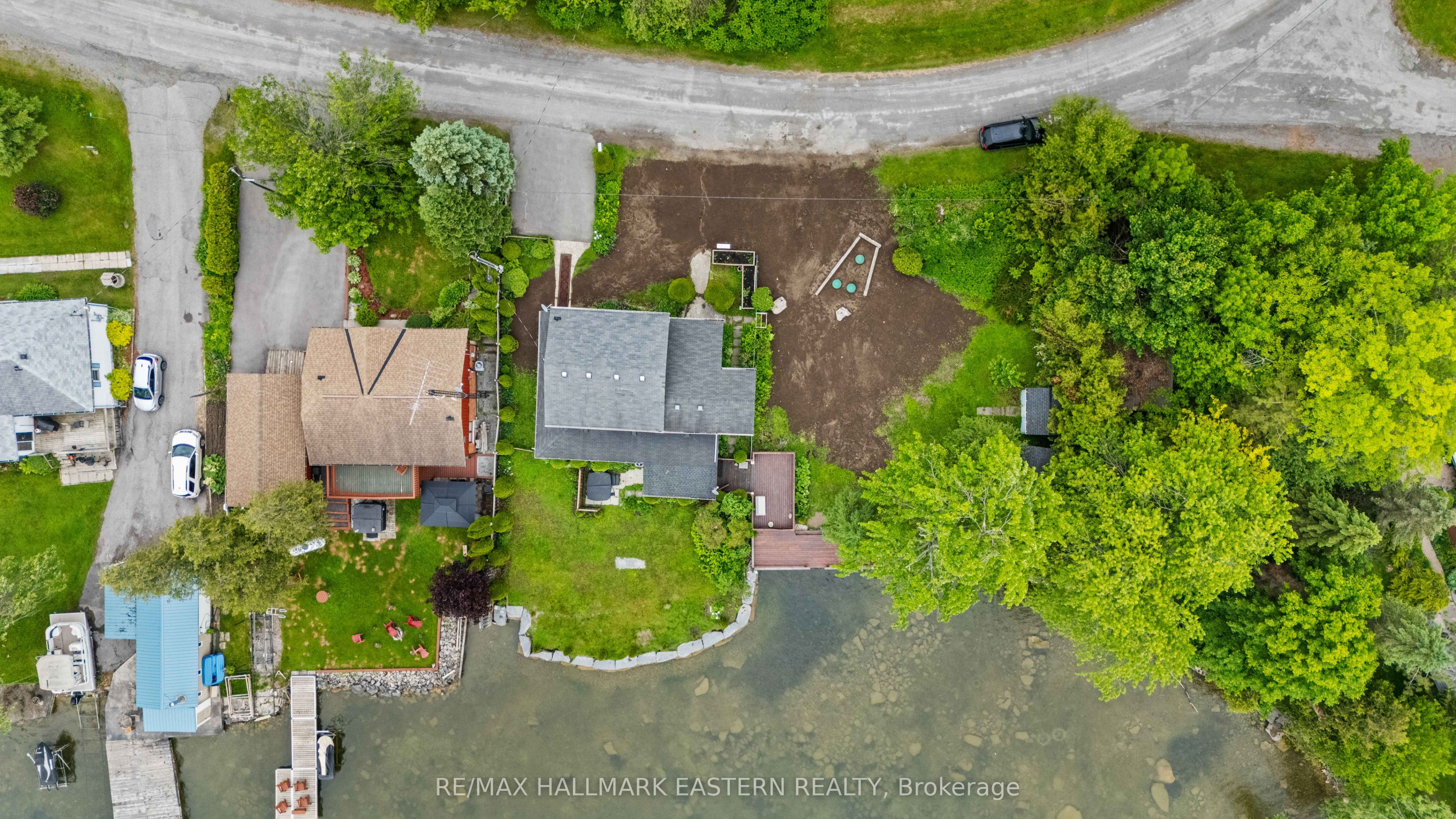 2452 Upper Chemung Drive Property Photo 17