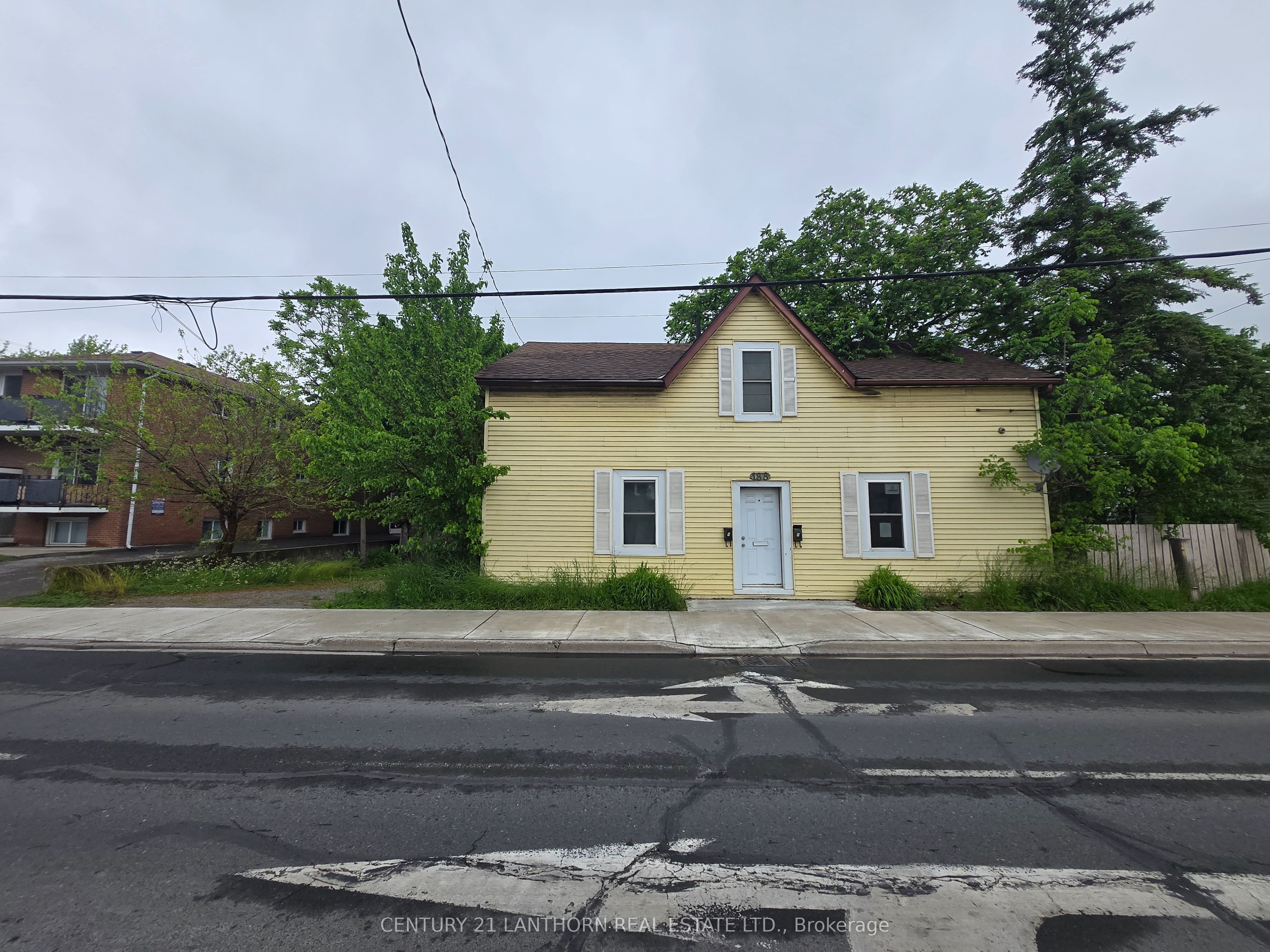188 Dundas St E Property Photo 1