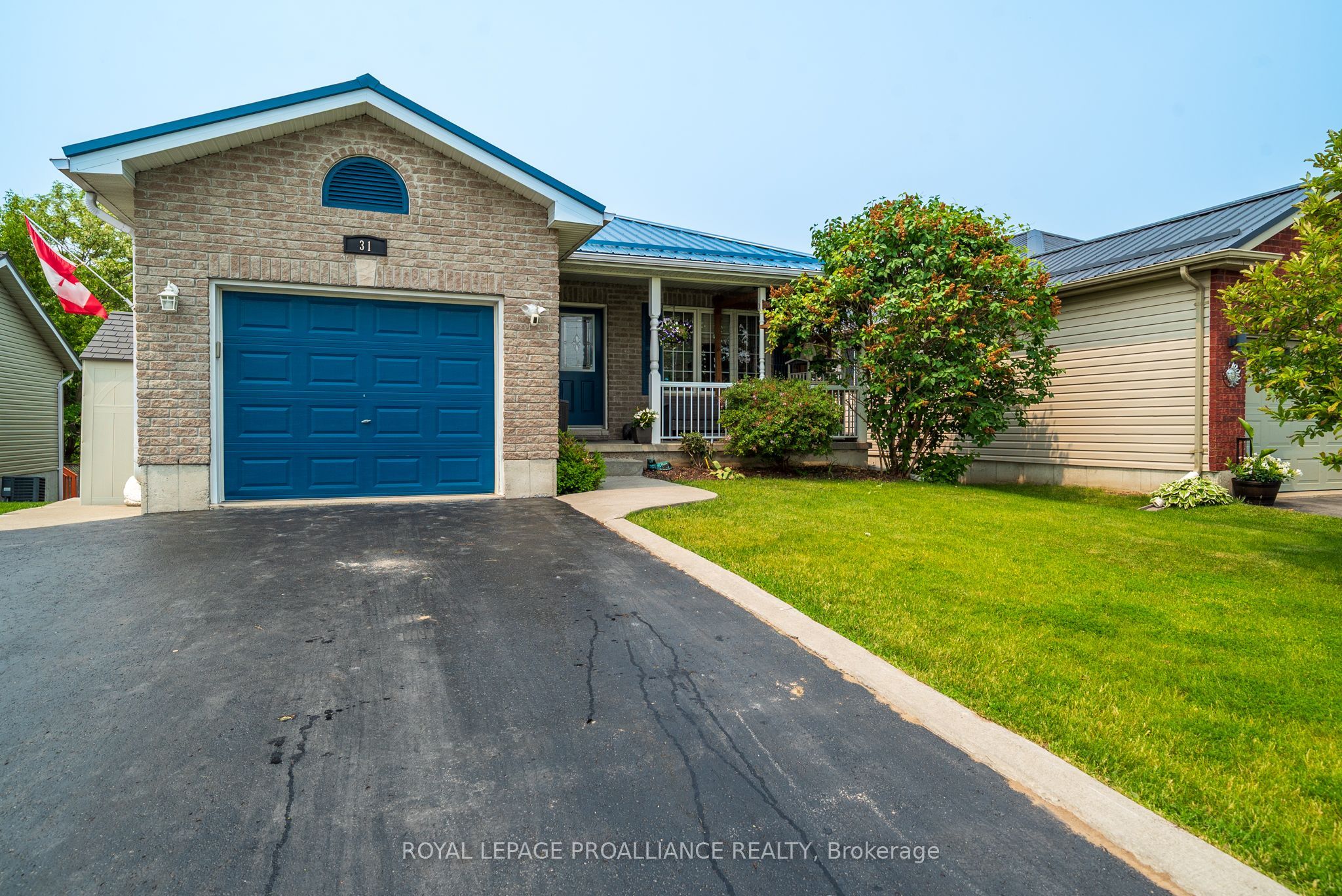 31 Follwell Crescent Property Photo 1
