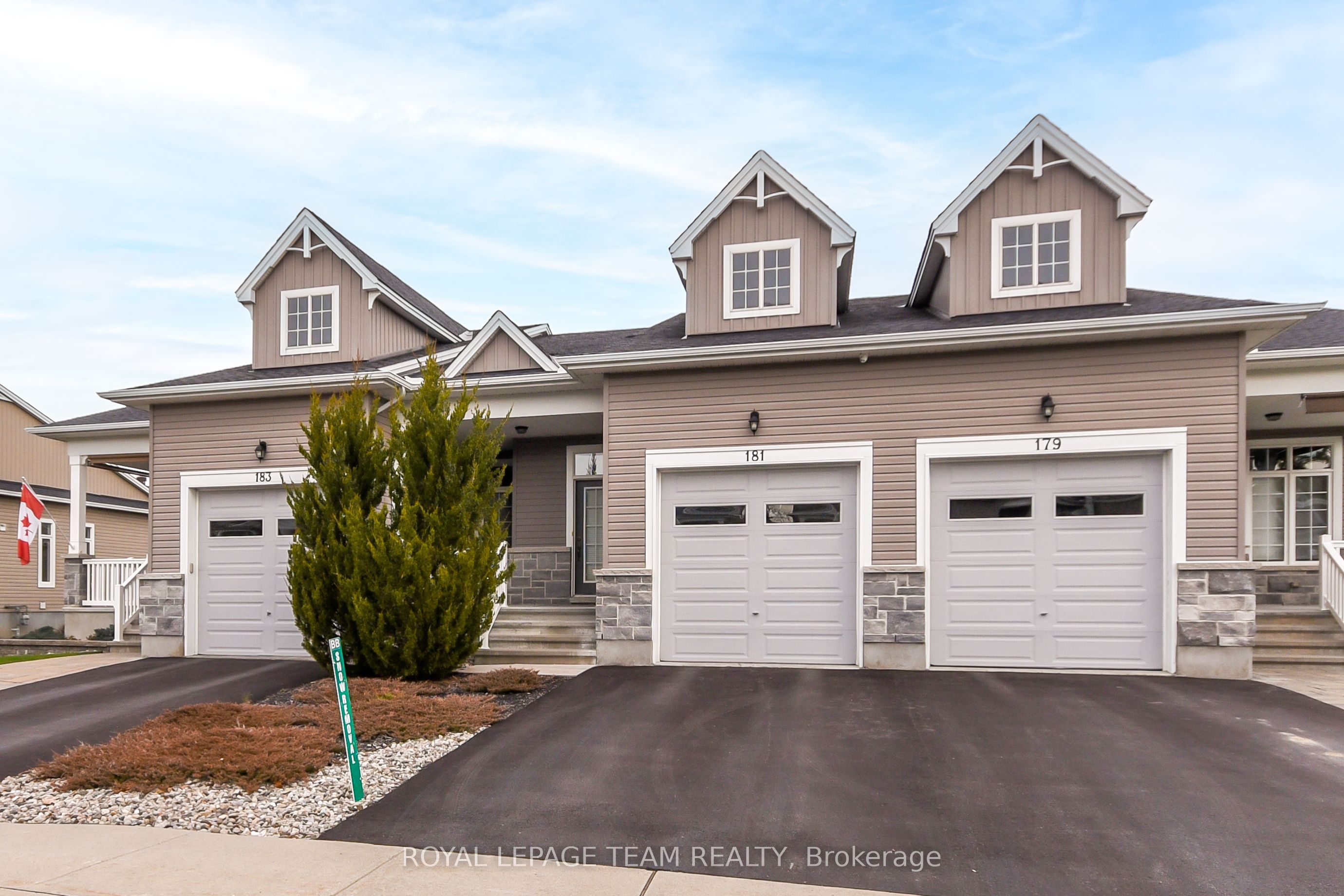 181 Oxford Street W Property Photo 1