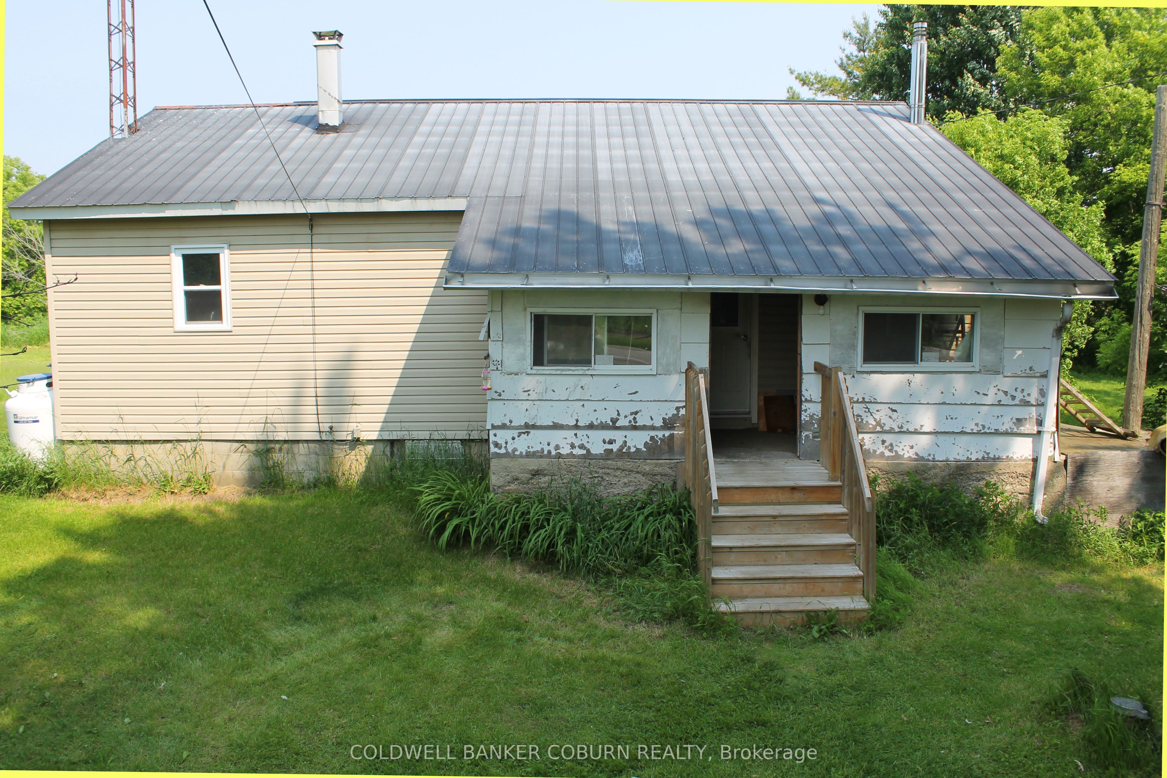 11597 Dundela Road Property Photo 1