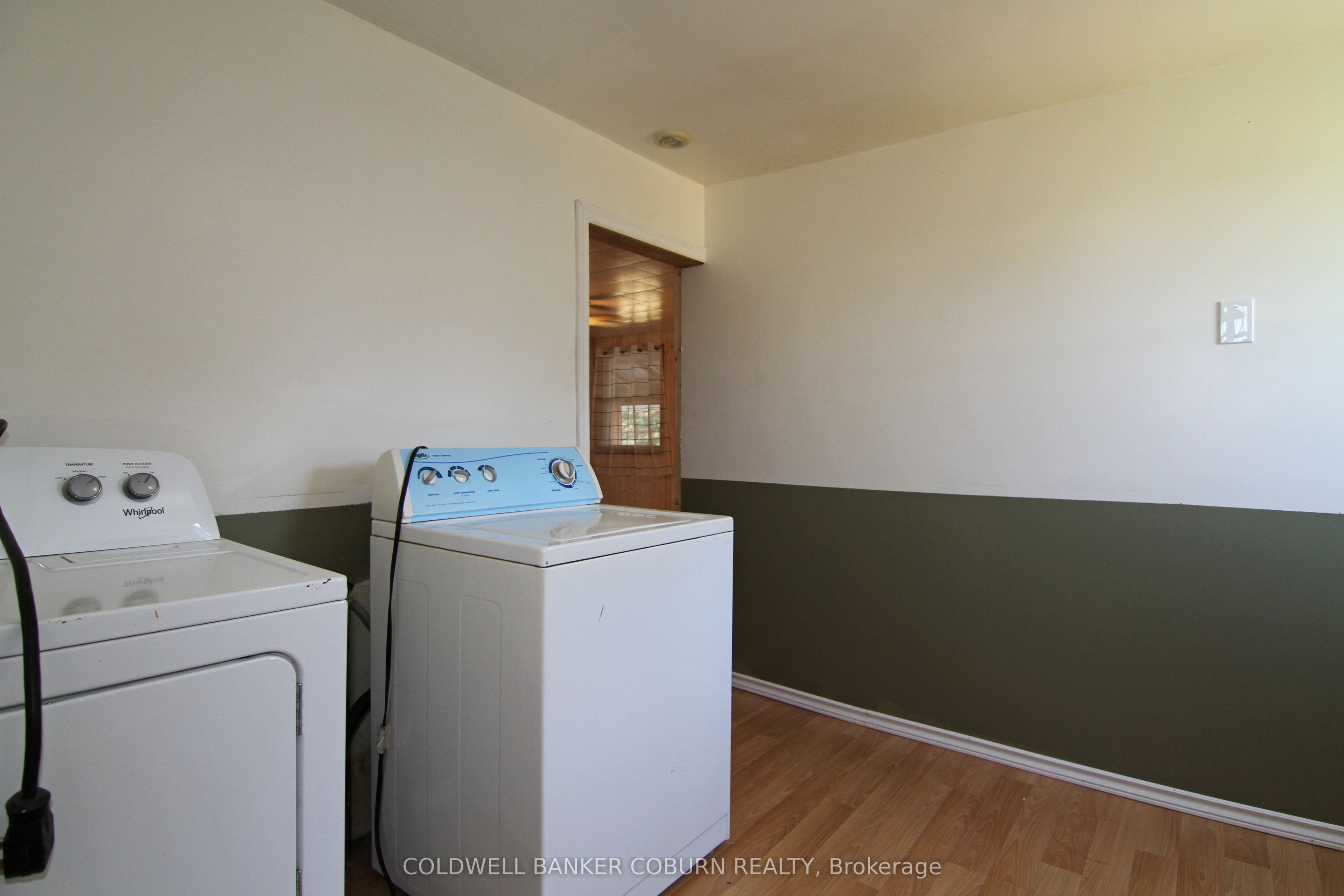 11597 Dundela Road Property Photo 10