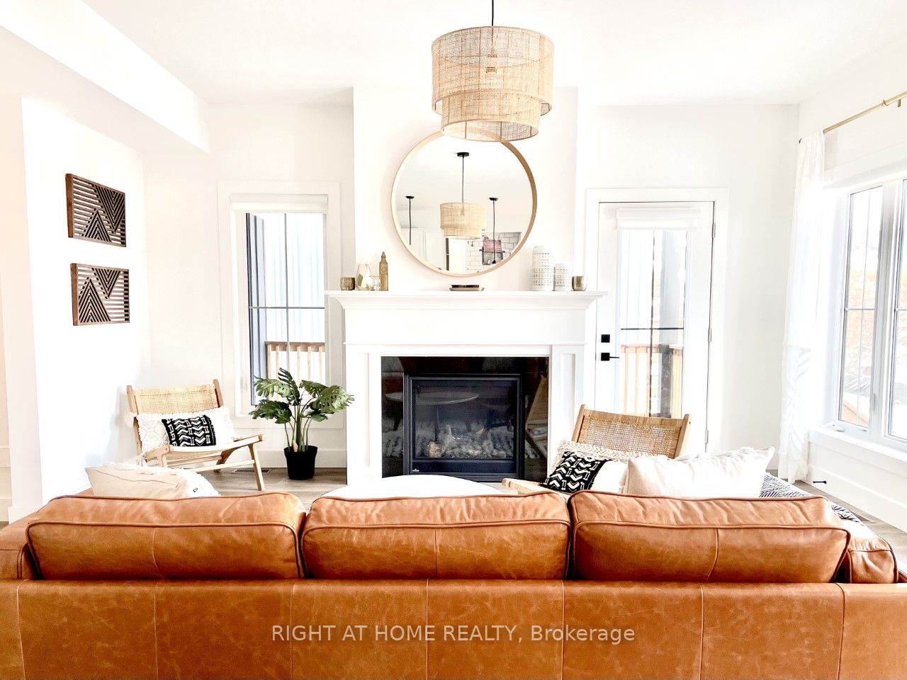 114 Black Willow Crescent Property Photo 5