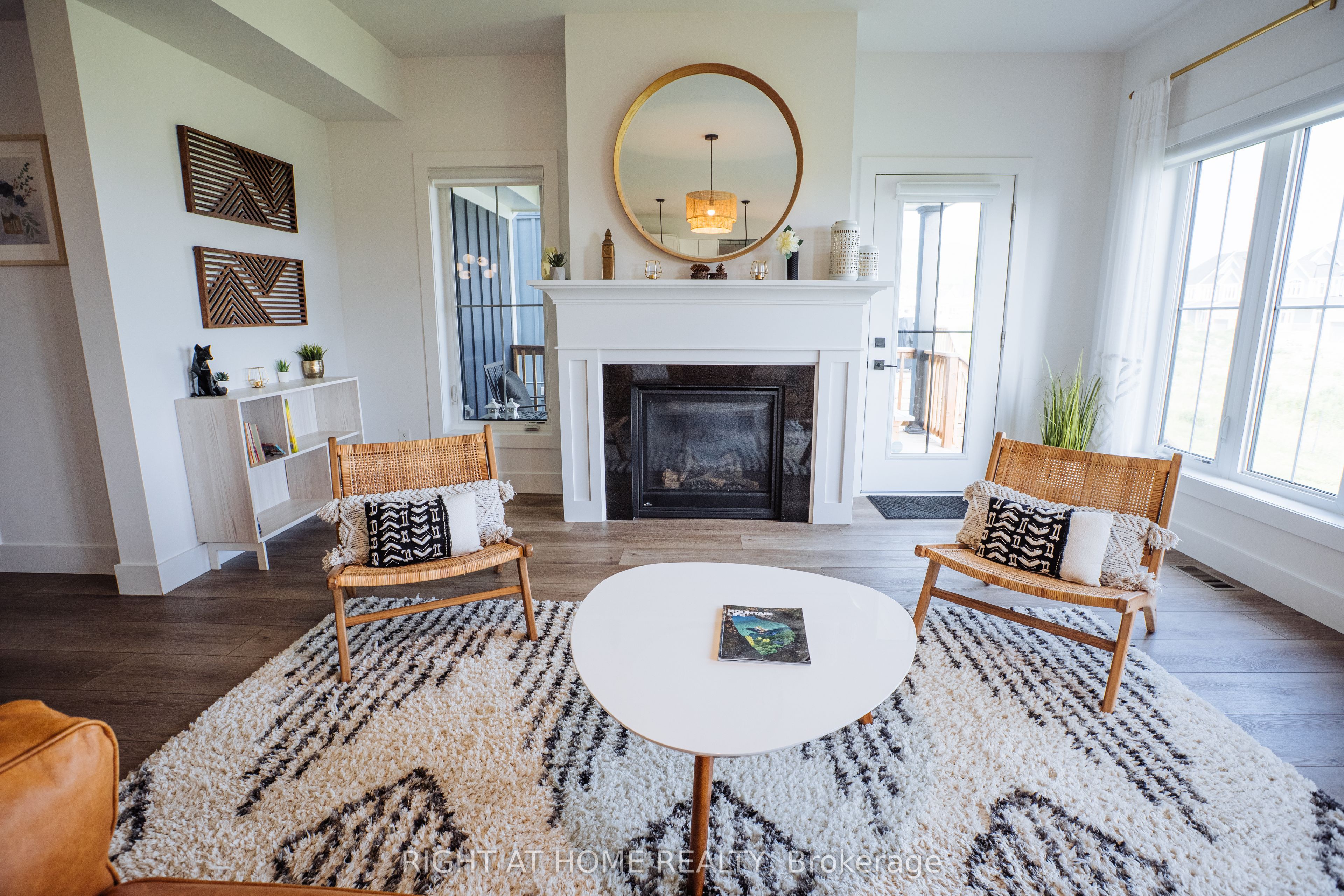 114 Black Willow Crescent Property Photo 6