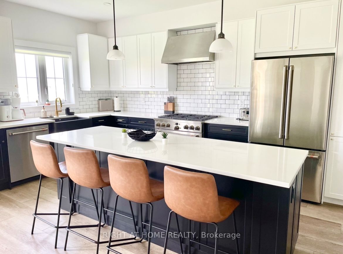 114 Black Willow Crescent Property Photo 9