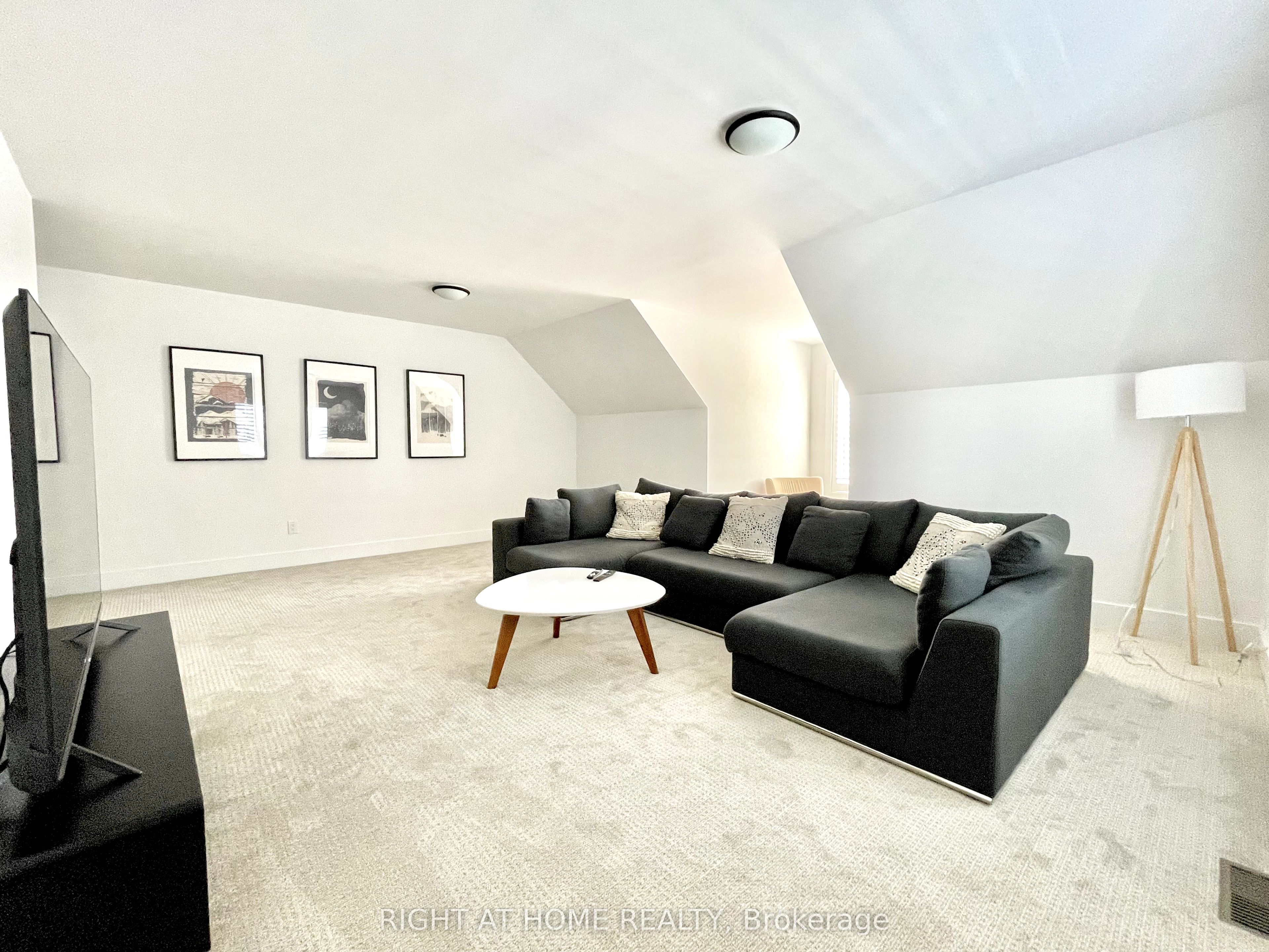 114 Black Willow Crescent Property Photo 27