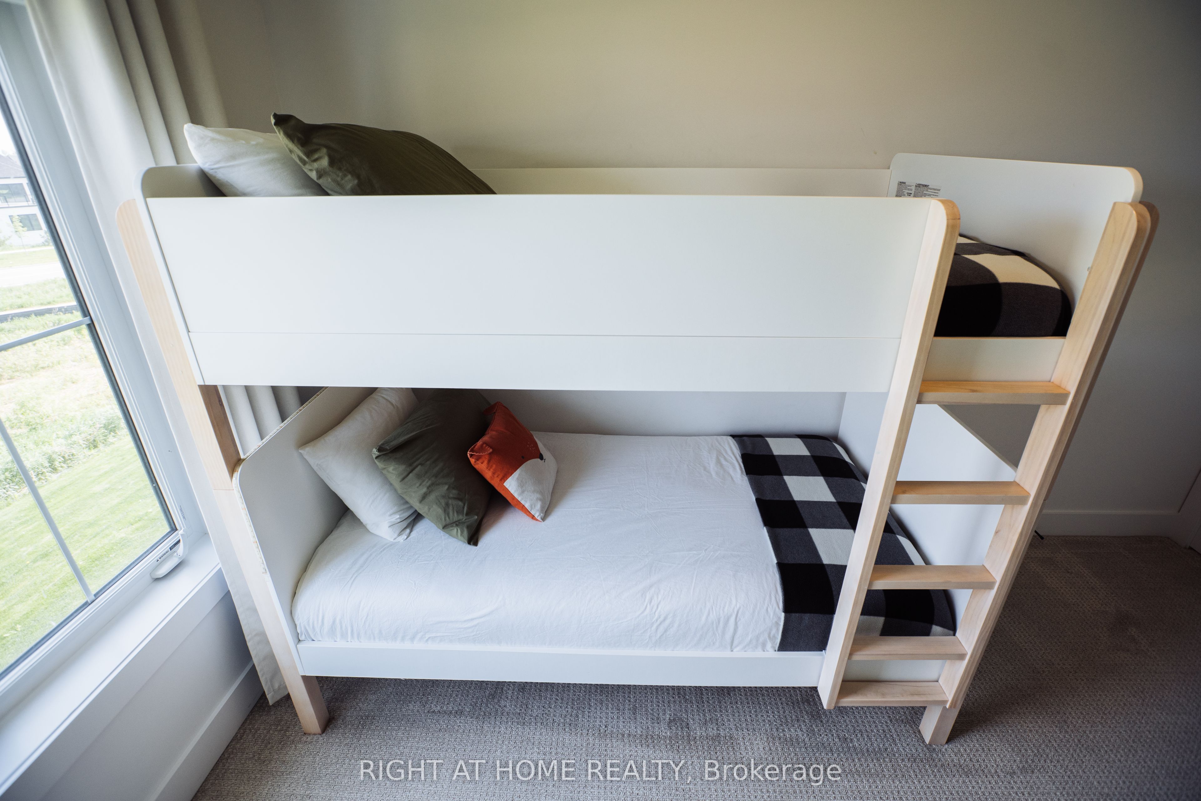 114 Black Willow Crescent Property Photo 32