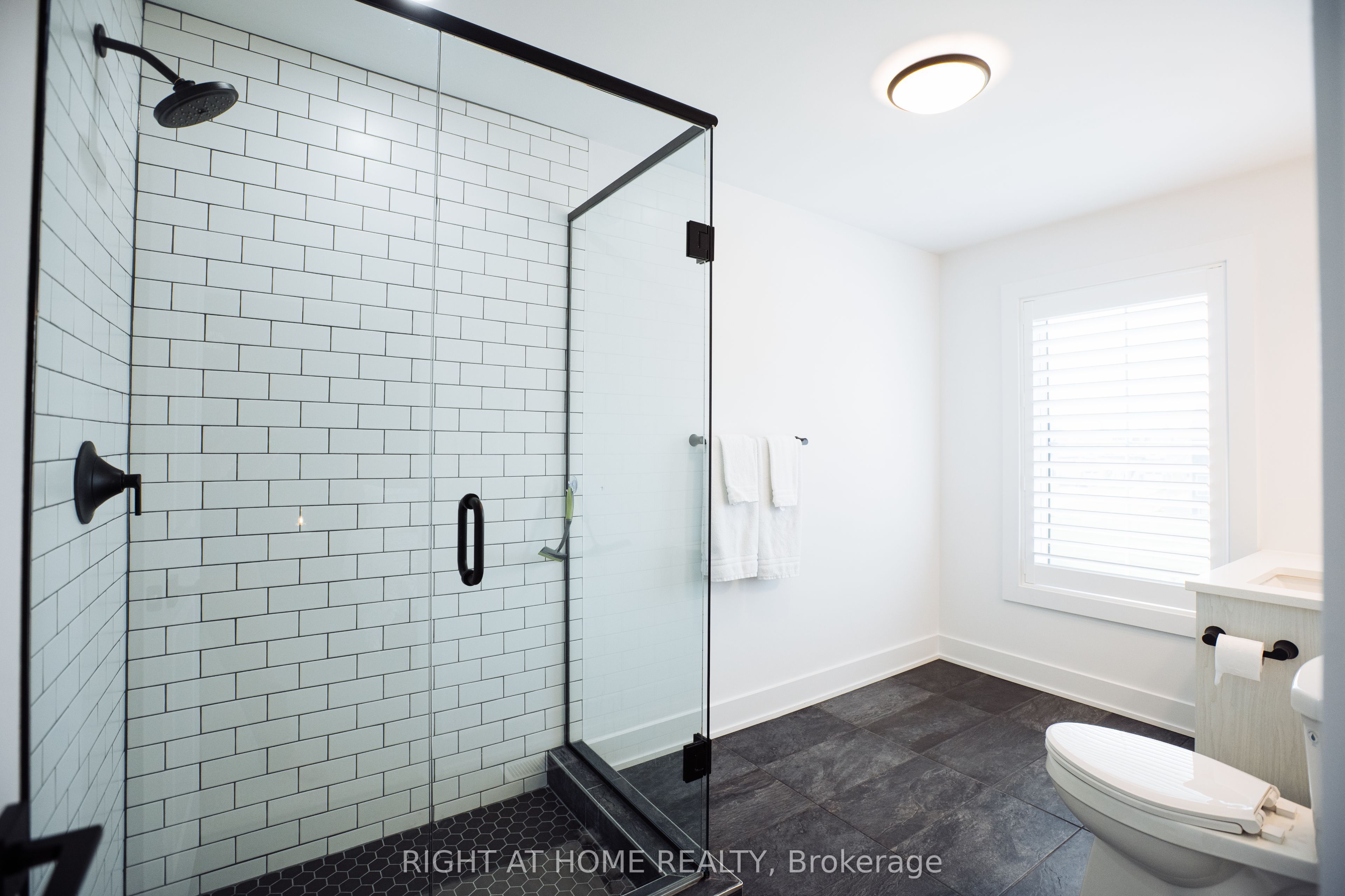 114 Black Willow Crescent Property Photo 37