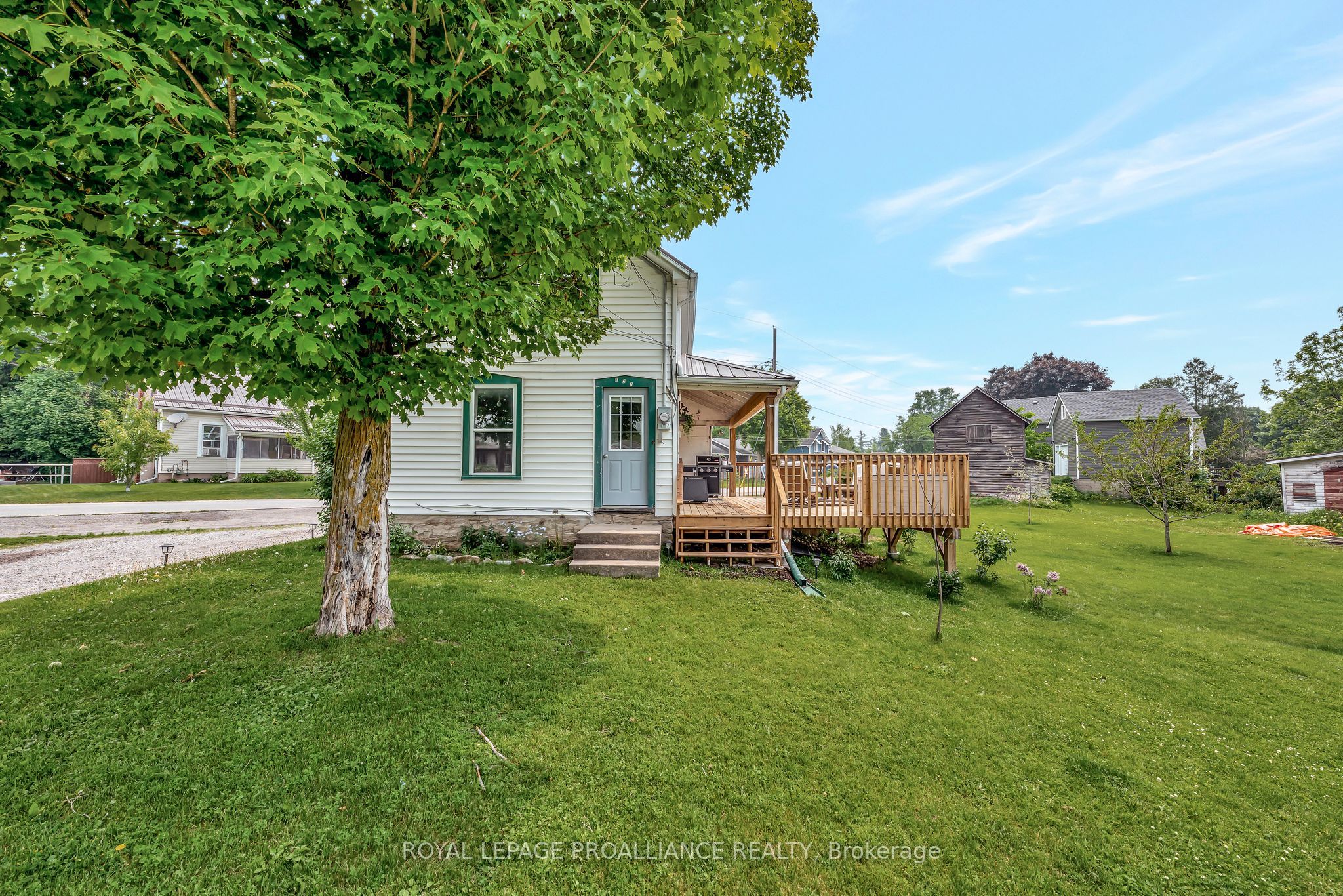 627 Old Bogart Road Property Photo 1