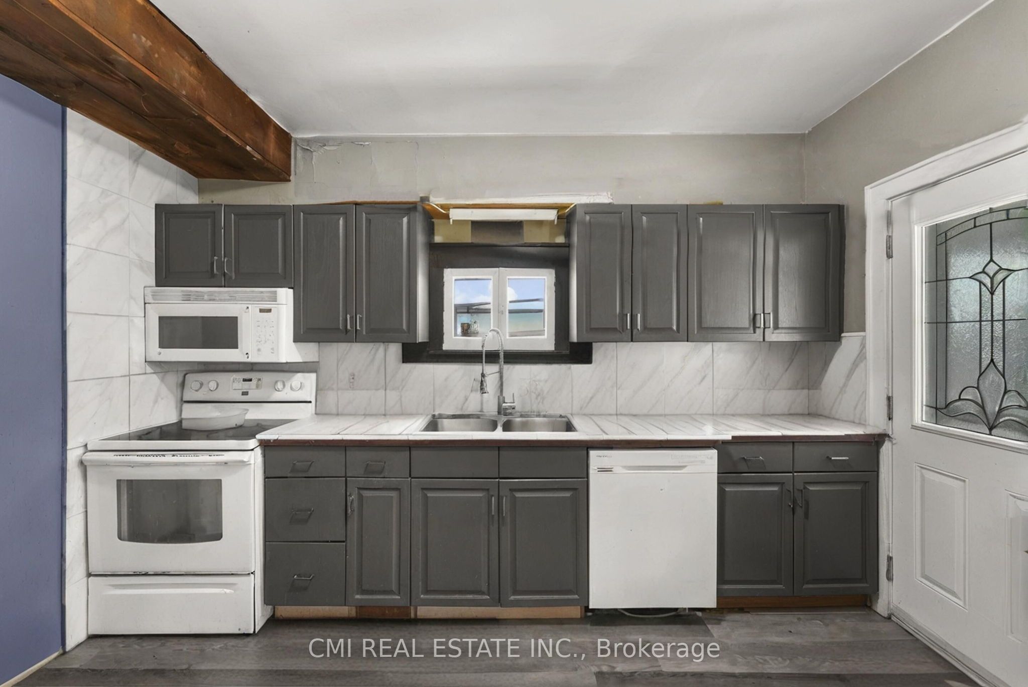 433 Lydia Street Property Photo 17