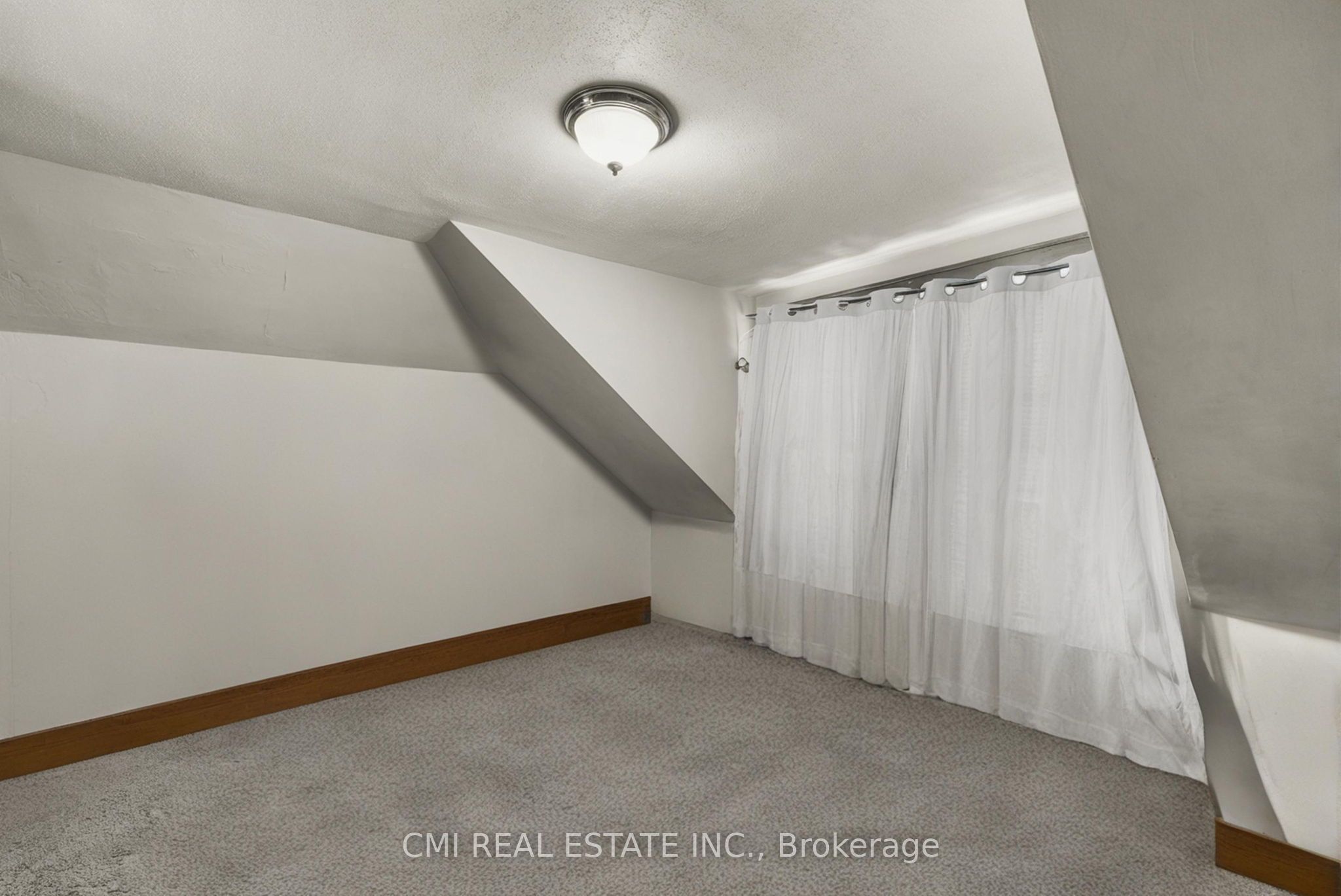 433 Lydia Street Property Photo 25