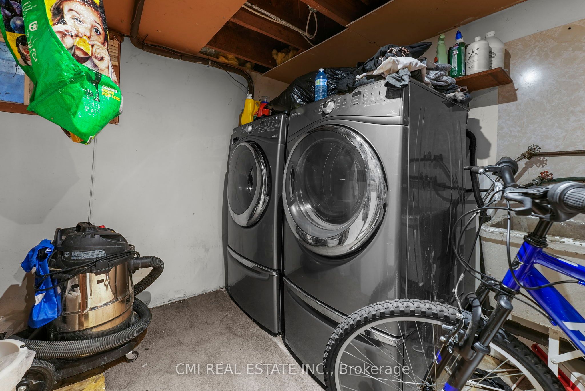 433 Lydia Street Property Photo 36