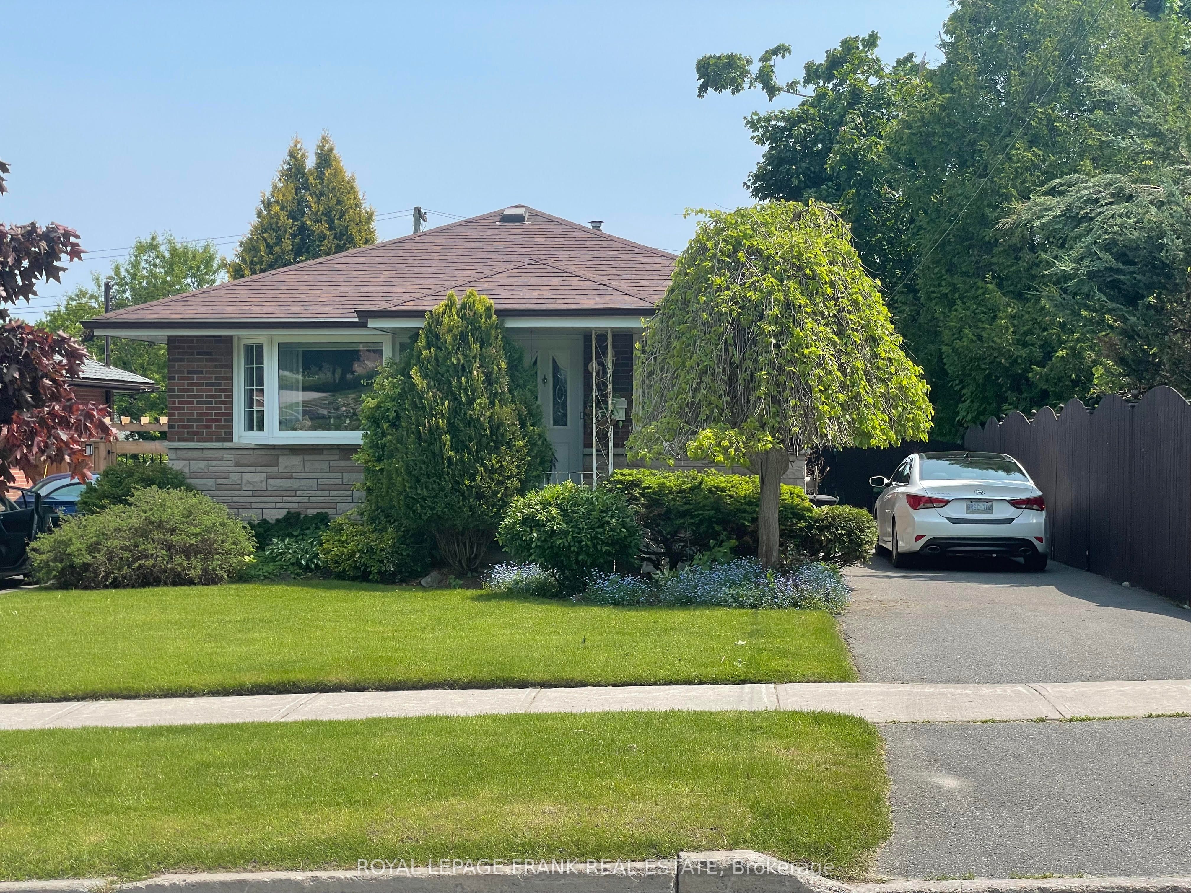 385 Bellevue Street Property Photo 1