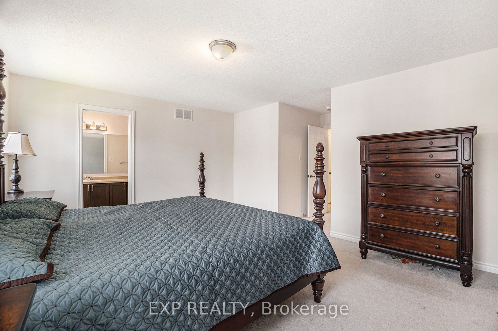 552 Roundleaf Way Property Photo 16