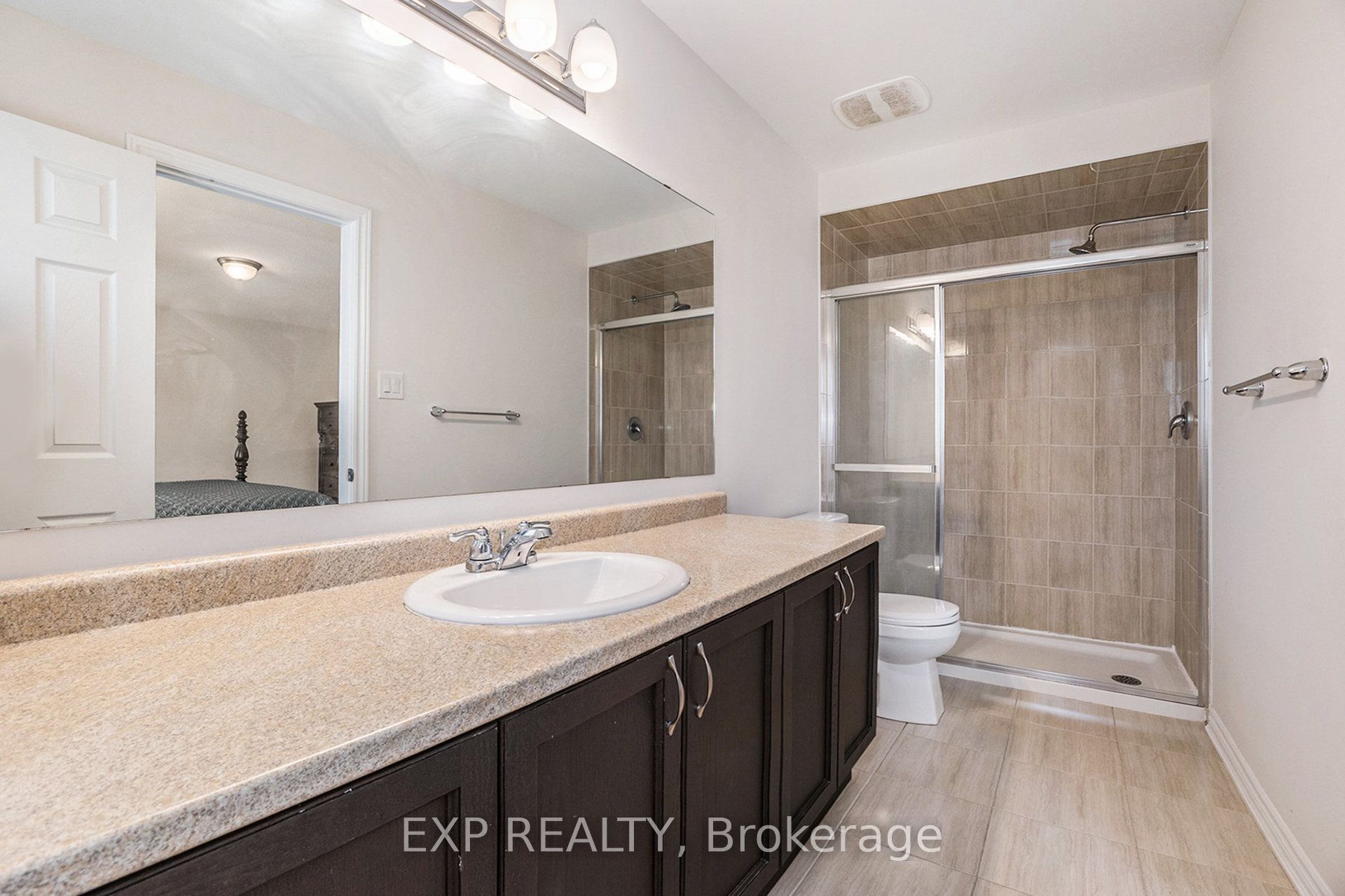 552 Roundleaf Way Property Photo 17