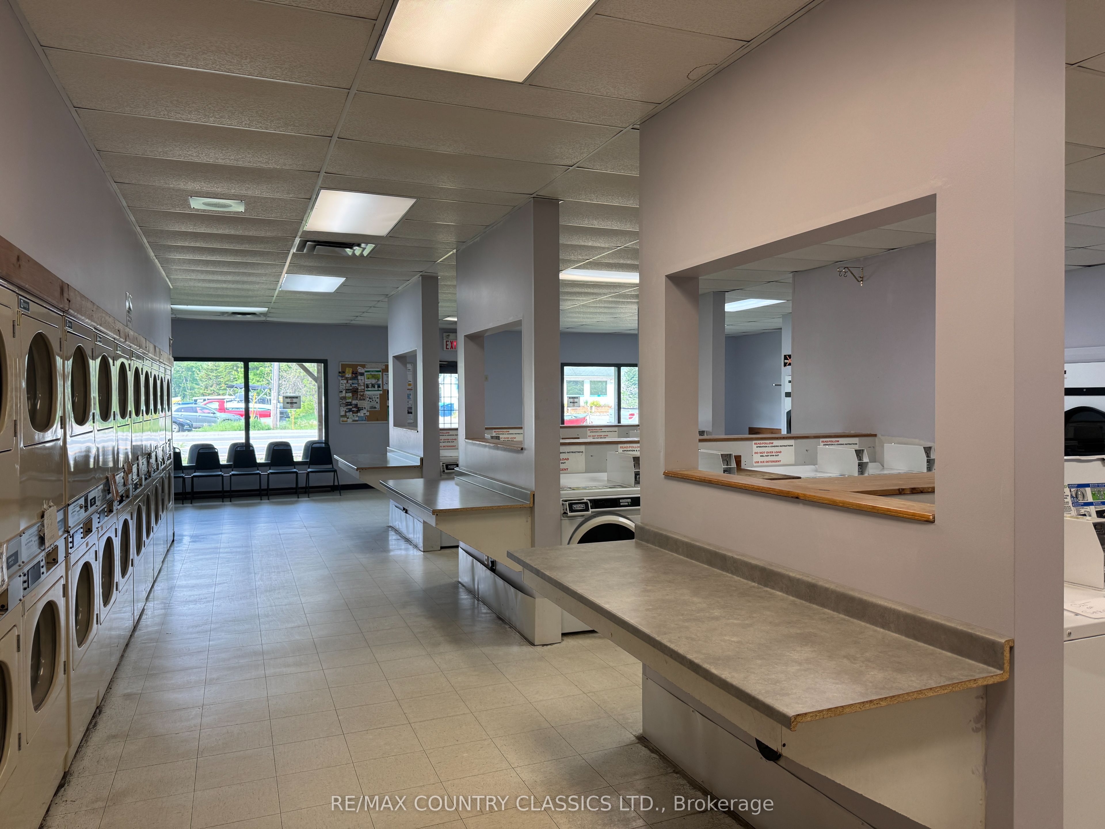 211 Hastings Street N Property Photo 2
