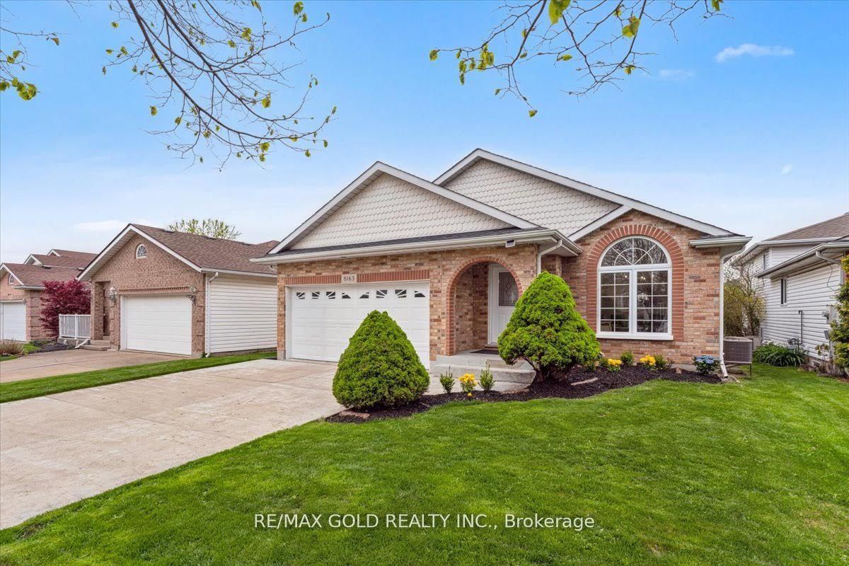 8163 Harvest Cres Property Photo 1
