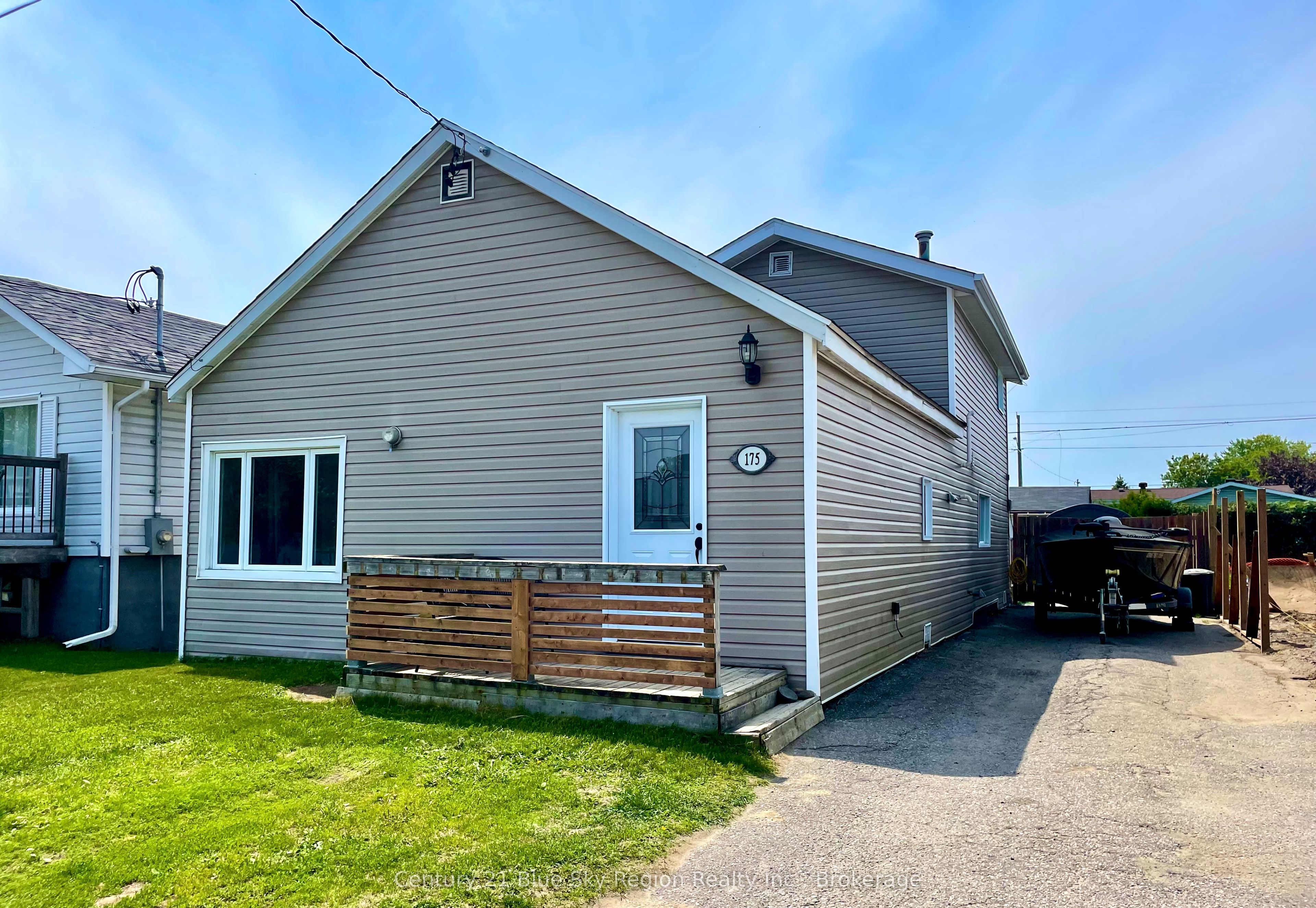 175 Carrie Street Property Photo 1