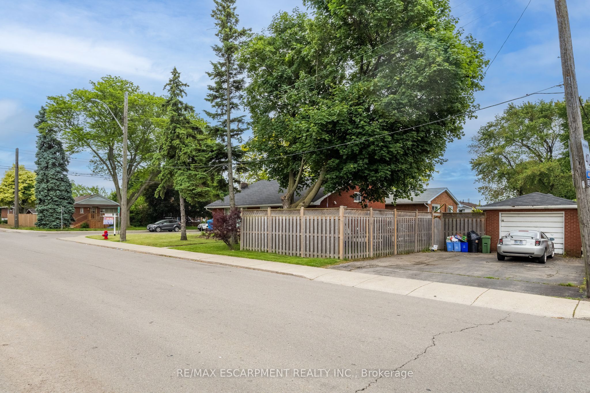 10 S Bend Rd E Property Photo 2
