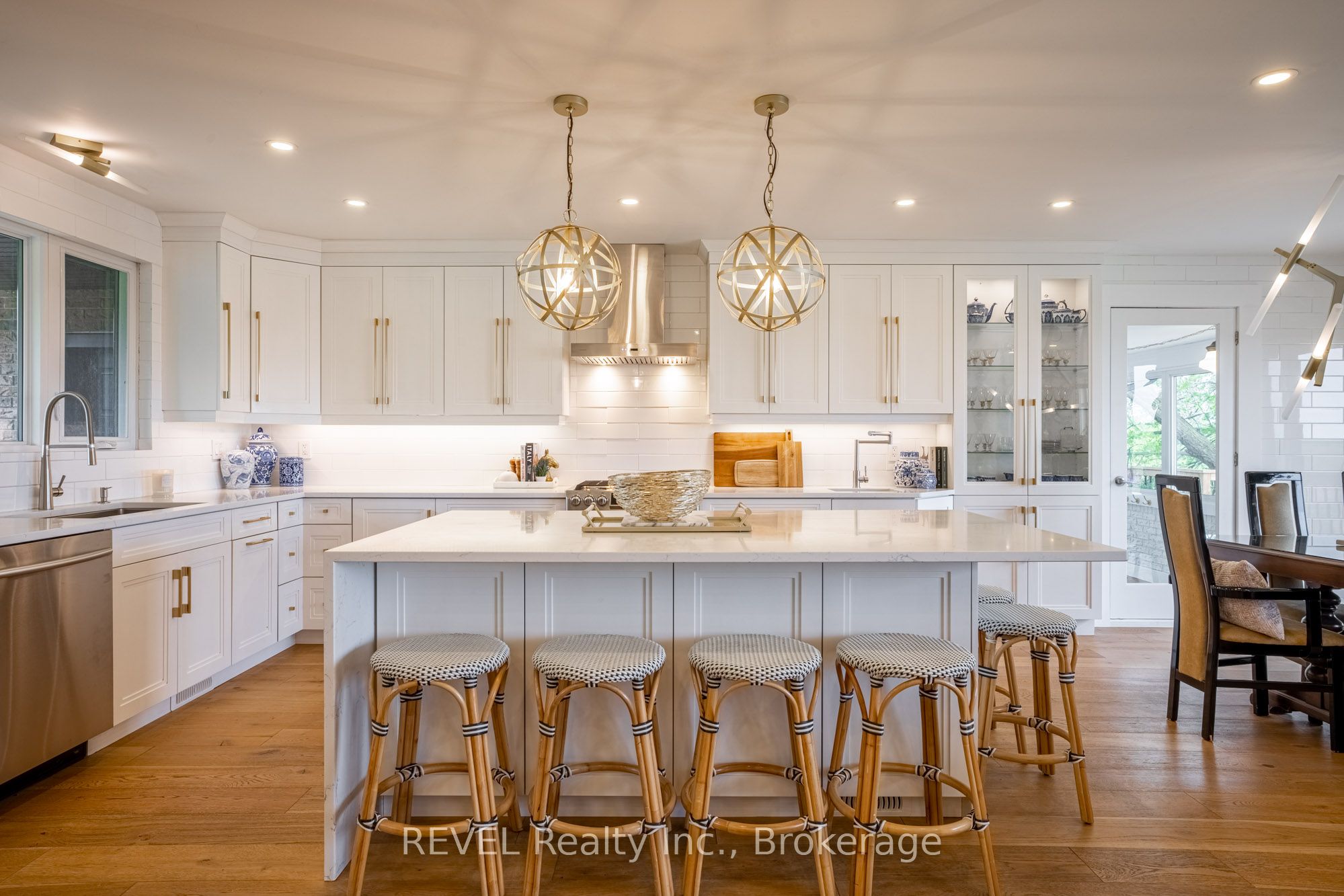 238 Queenston Road Property Photo 11
