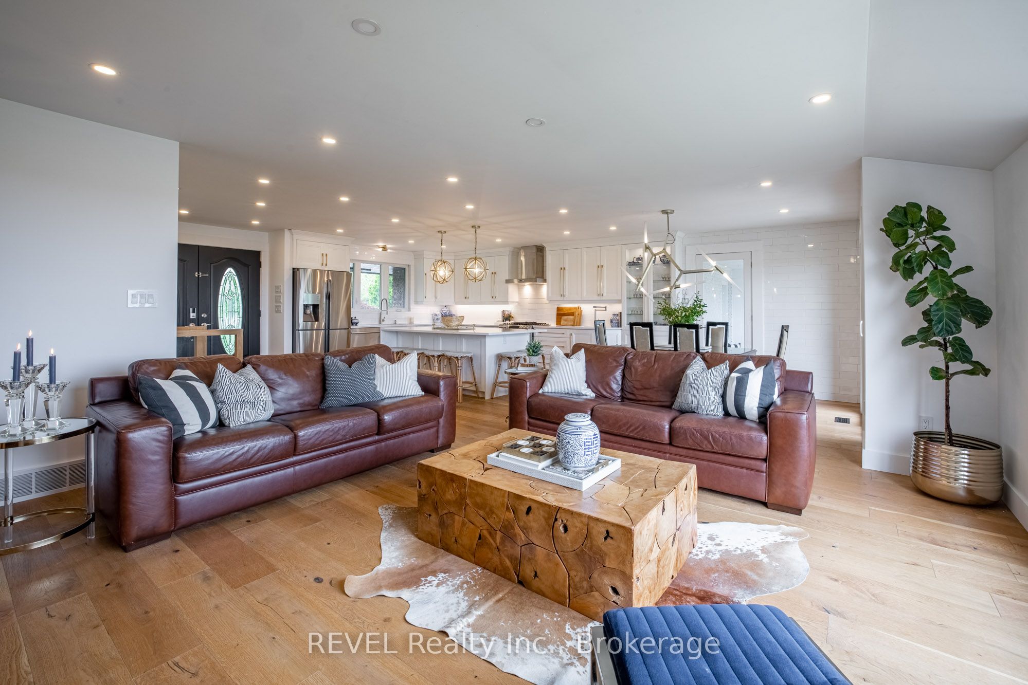 238 Queenston Road Property Photo 15